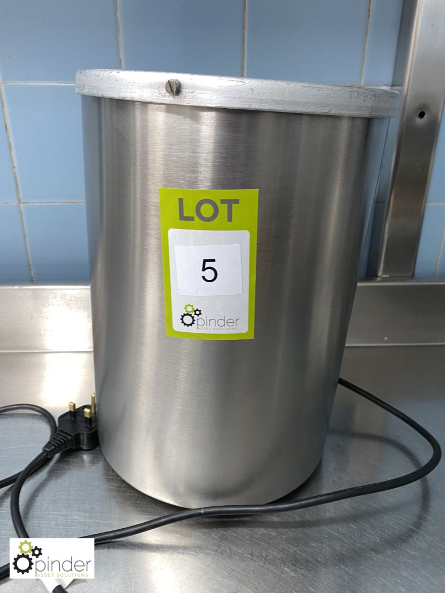 Soupercan Soup Kettle, 240 volts (located in Main Kitchen)