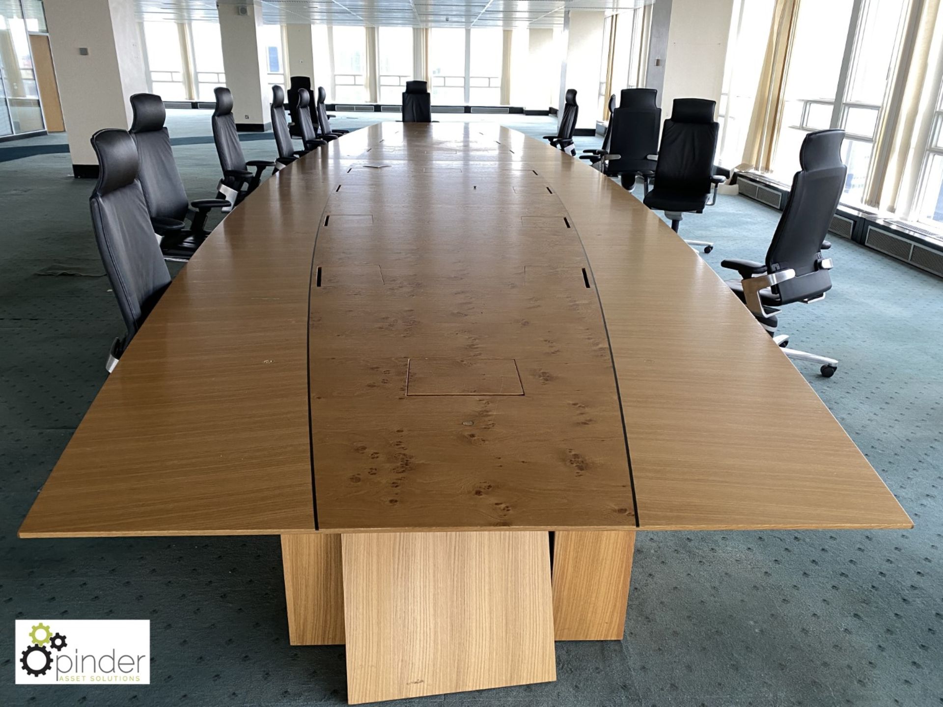 Oak and walnut boat shaped Boardroom Table, 16 comms/power ports, 10m x 2520mm (located in 24th - Image 4 of 17