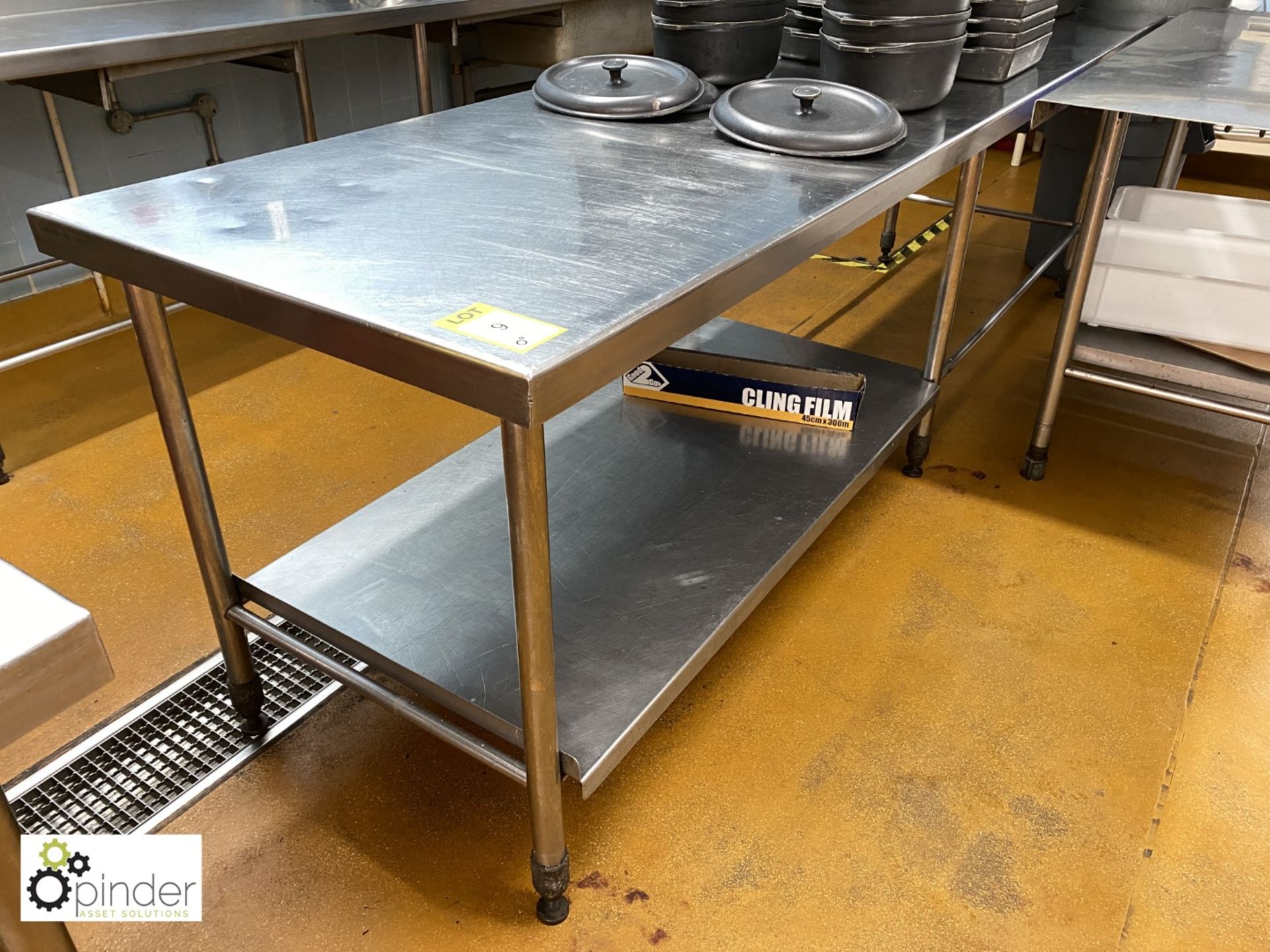 Stainless steel Preparation Table, 2900mm x 760mm (located in Main Kitchen)