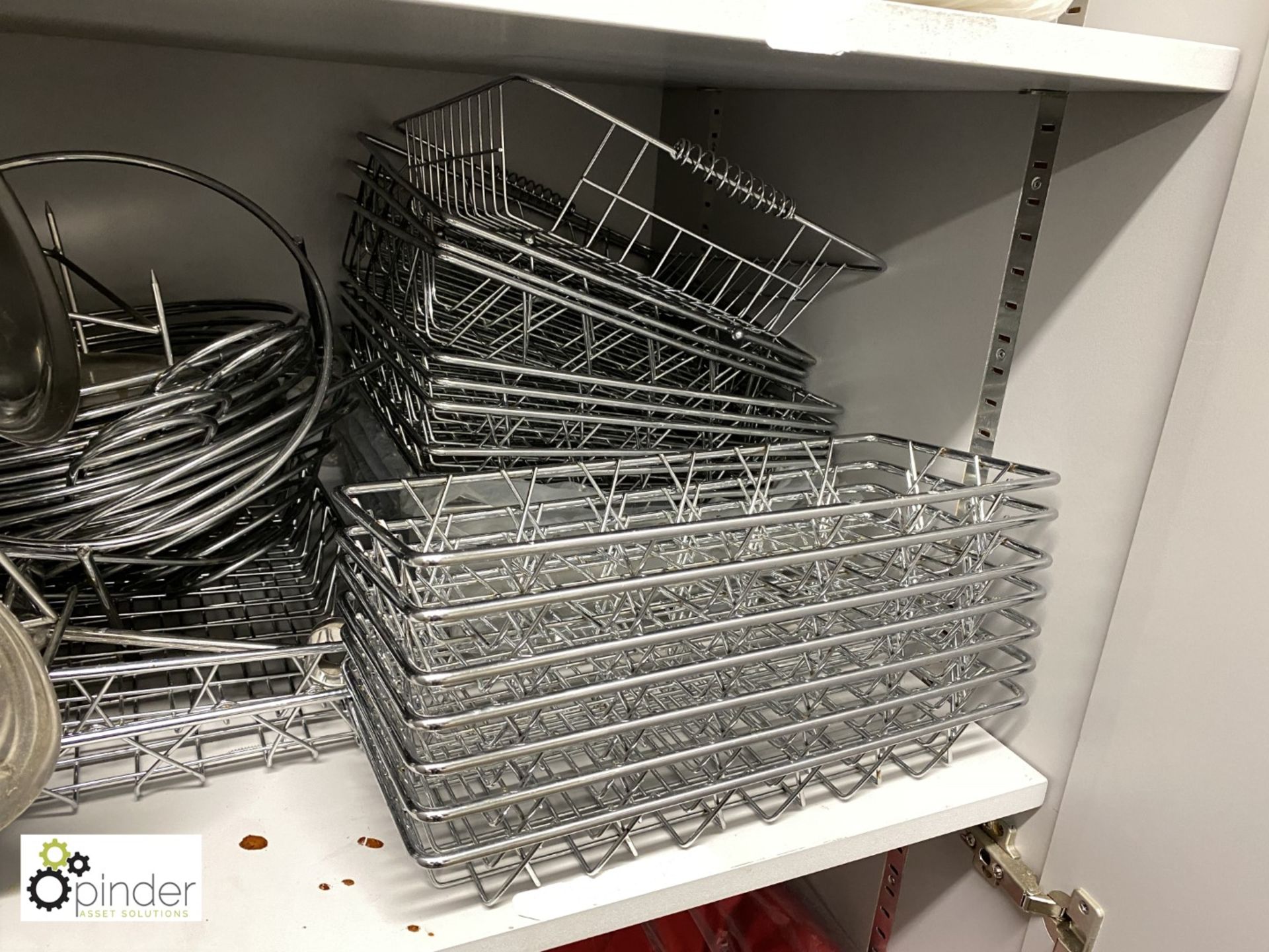 Quantity Wire Trays, Table Linen, to cabinet (located in Store Room) - Image 3 of 7