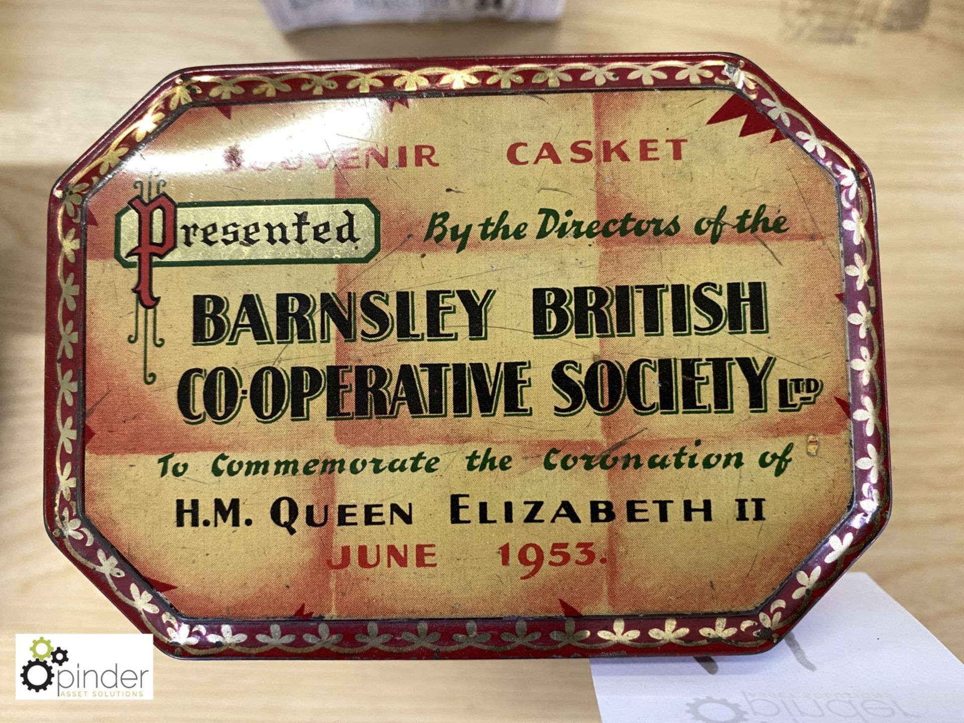 Barnsley British Co-Operative Society Souvenir Casket commemorating the Coronation of Queen - Image 2 of 2