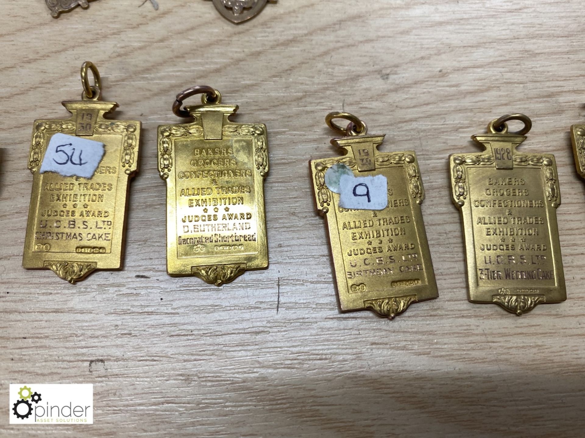 Quantity various 9K gold Co-Operative Medals including 14 various confectioners, bakers and allied - Image 8 of 9