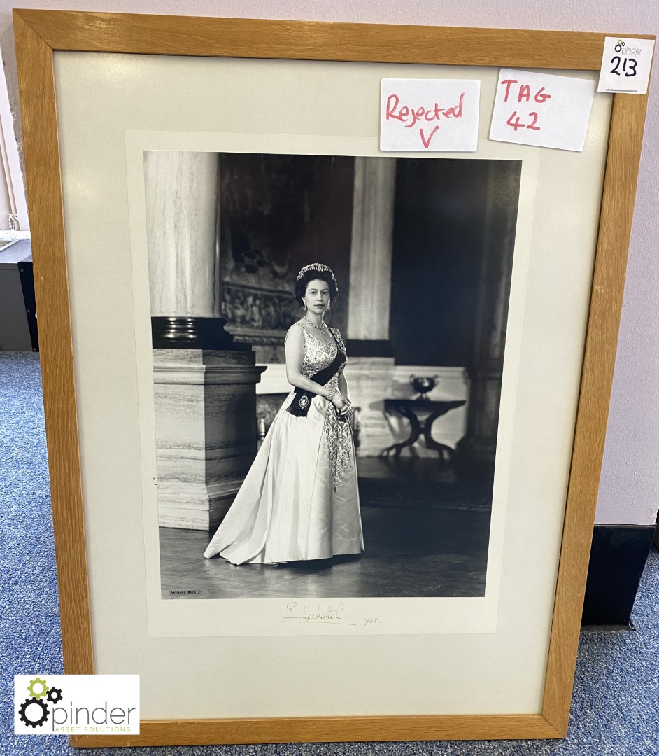 Framed Photograph Queen Elizabeth II, 1968, signed by Queen Elizabeth II and the Royal