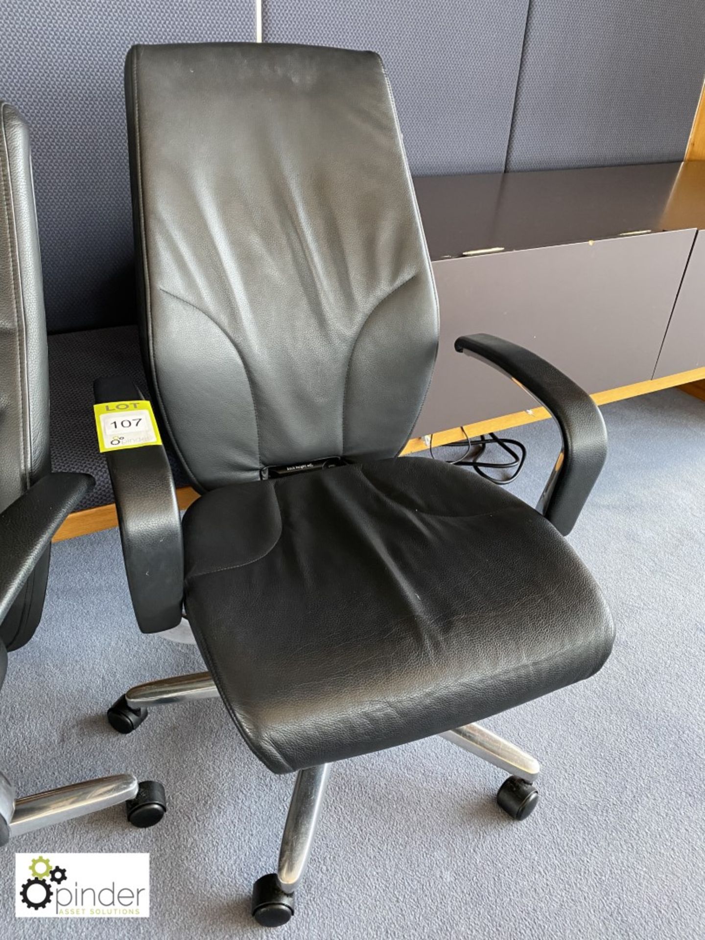 Orangebox Giroflex 64 leather upholstered swivel office Armchair (located in Boardroom on 24th