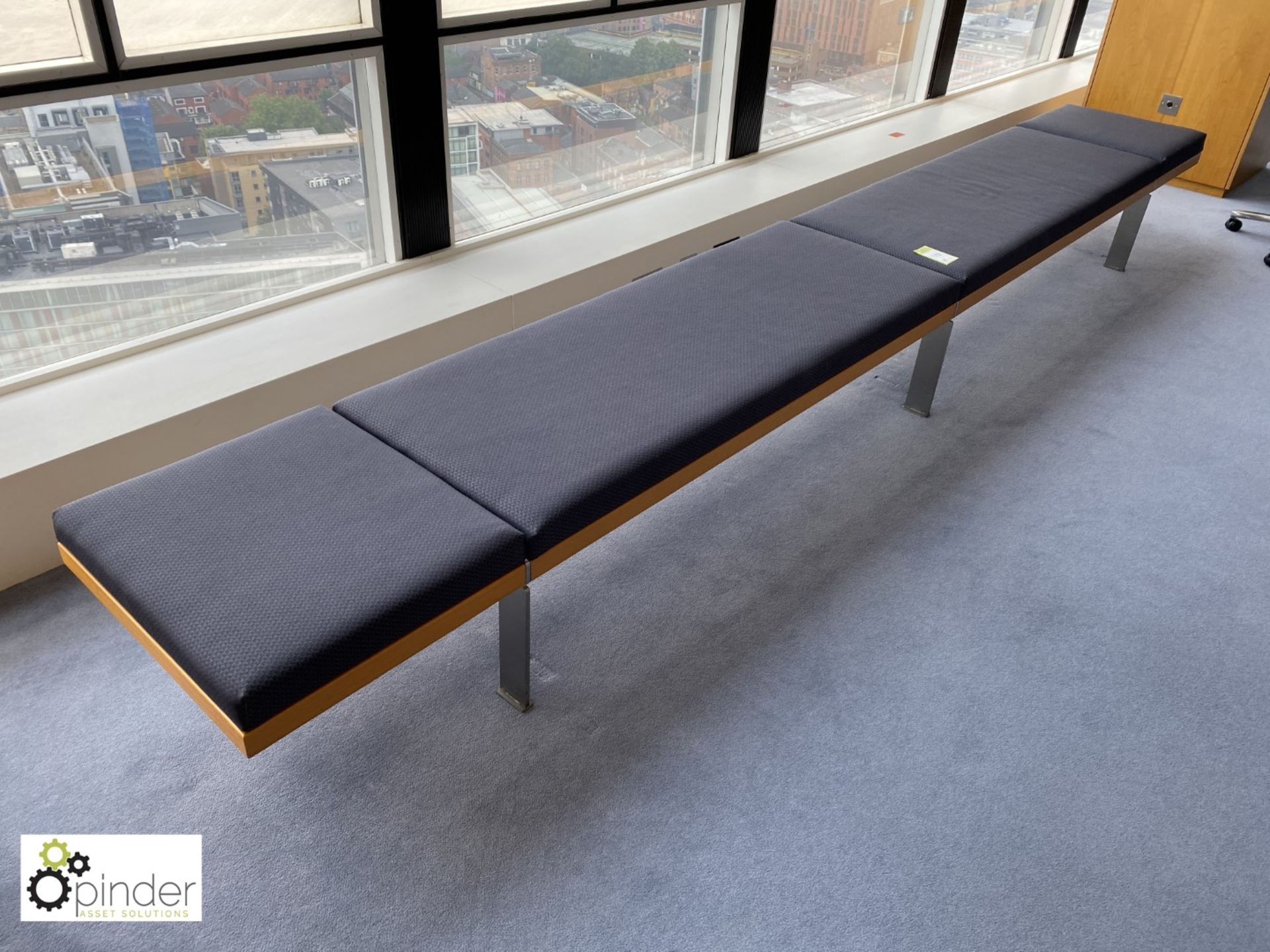 Upholstered Bench Unit, 4200mm x 600mm (located in Boardroom on 24th Floor) - Image 2 of 4
