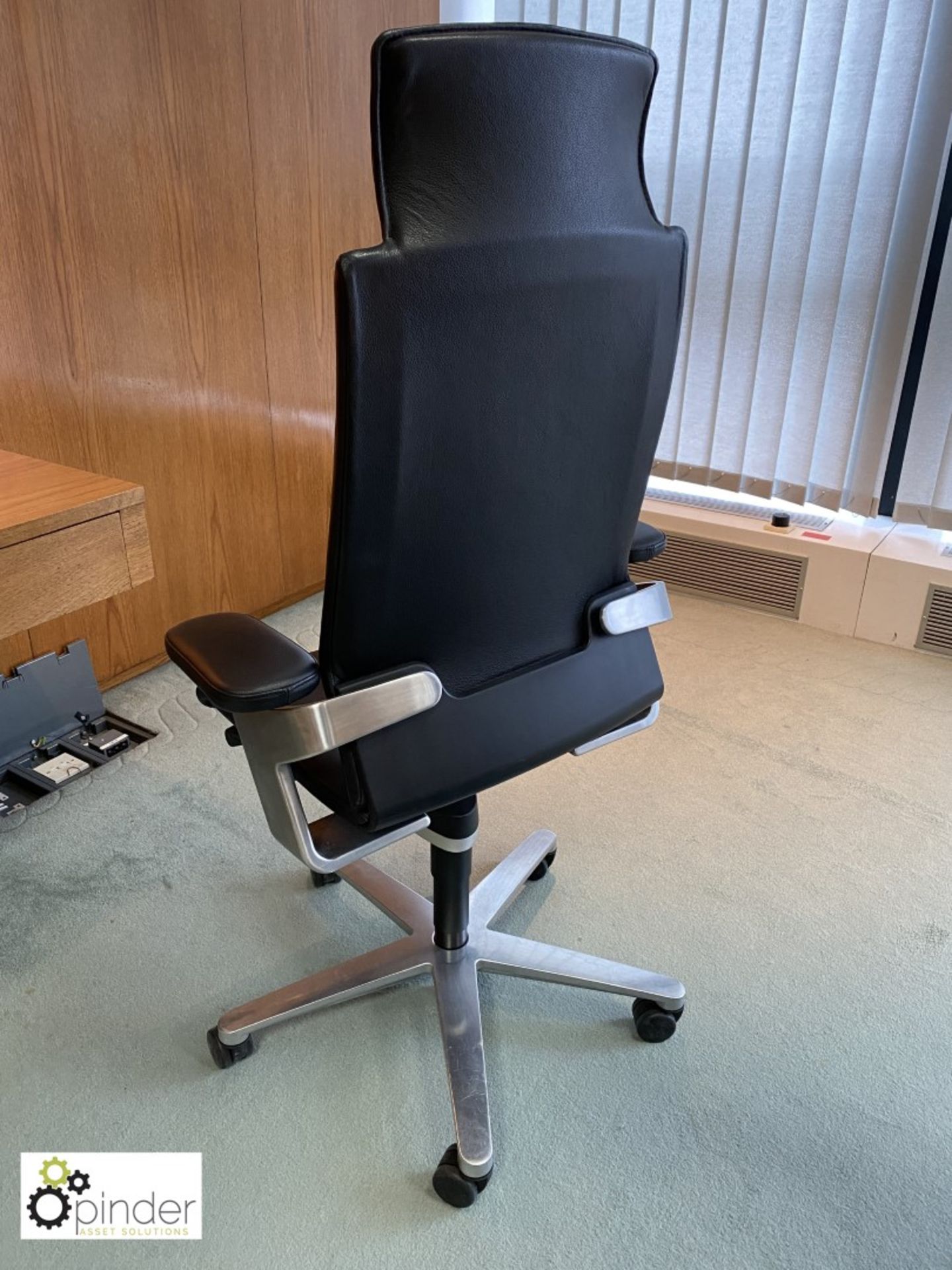 Wilkhahn 175/71 leather upholstered fully adjustable high back swivel office Armchair, black ( - Image 2 of 2