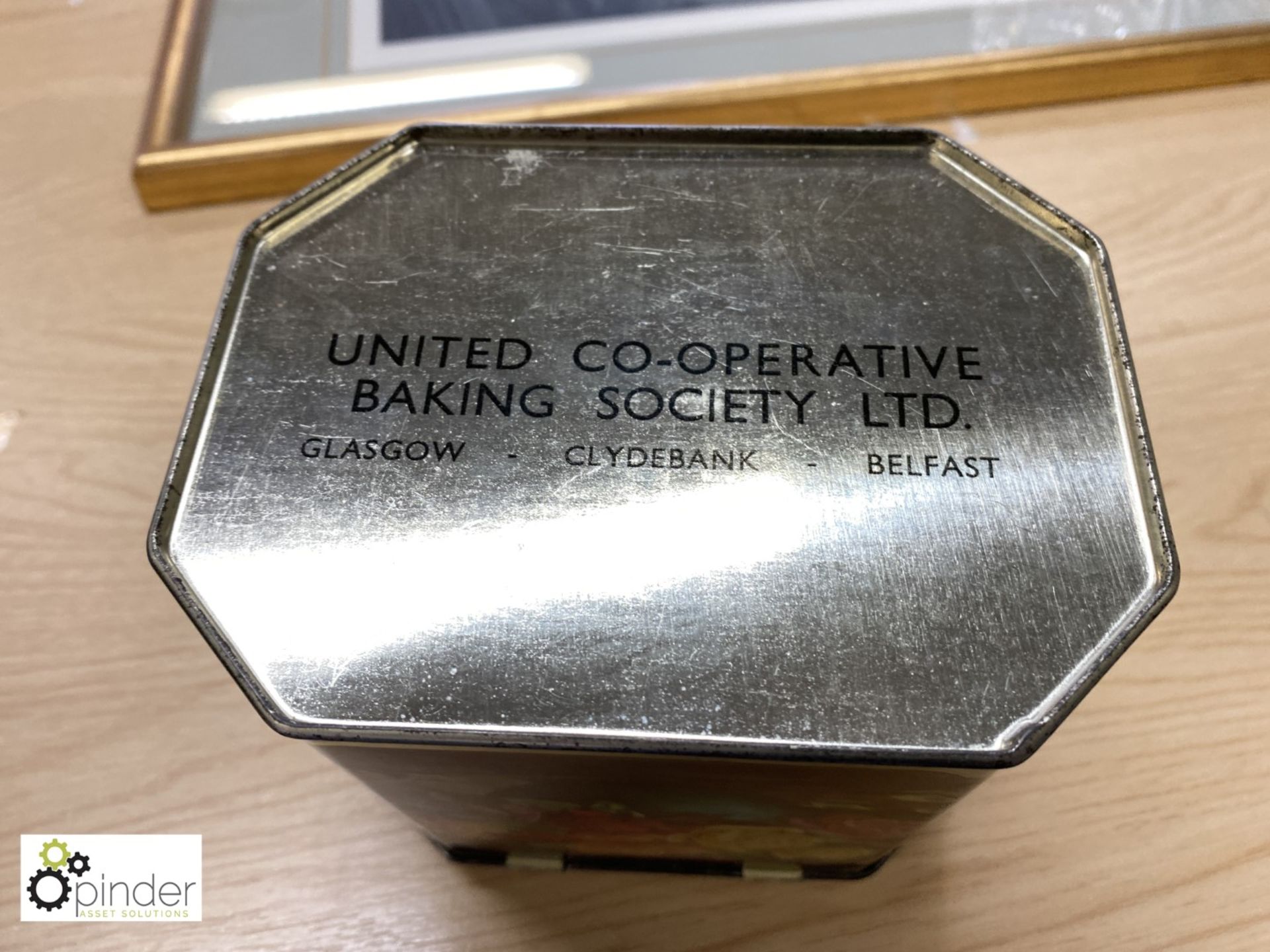 The United Co-Operative Baking Society, Glasgow, Belfast and Clydebank Commemorative Tea Caddy ( - Image 2 of 2