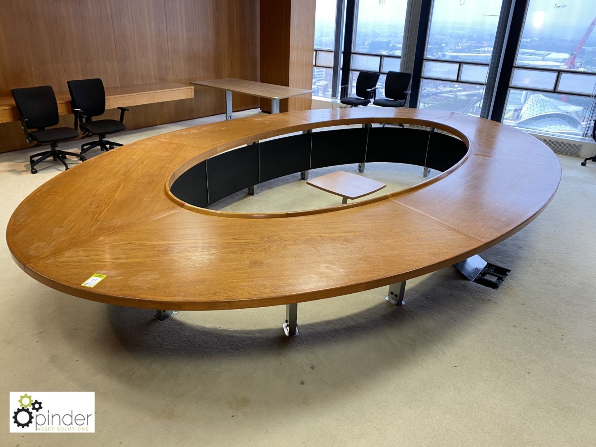 Teak oval Boardroom Table, 5650mm x 3500mm (located in Boardroom on 23rd Floor) - Image 4 of 6