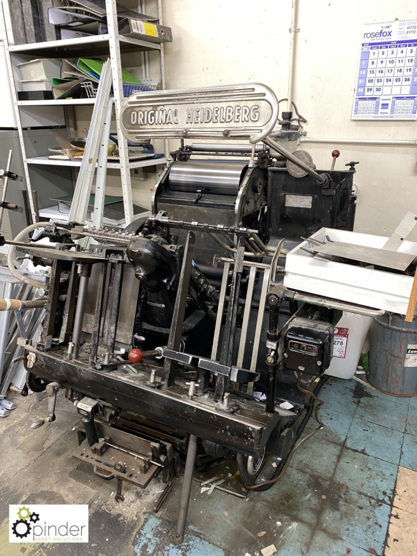 Heidelberg 10x15 Platen Press, serial number T128621E, with 2 chases (please note this lot is