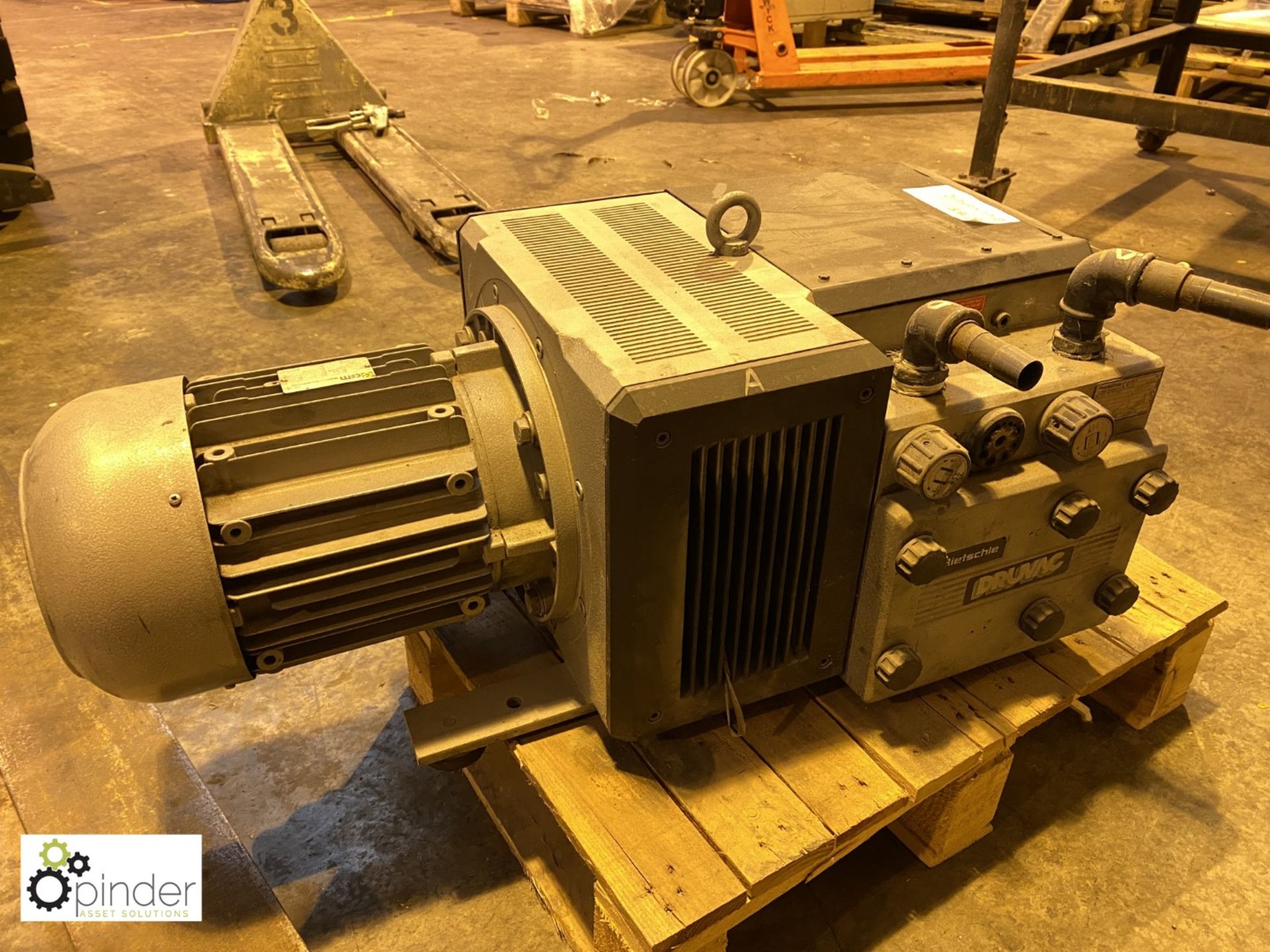 Rietschle KTA 80/1(01) Vacuum Pump (please note this lot is located in Wakefield and needs to be - Image 2 of 5