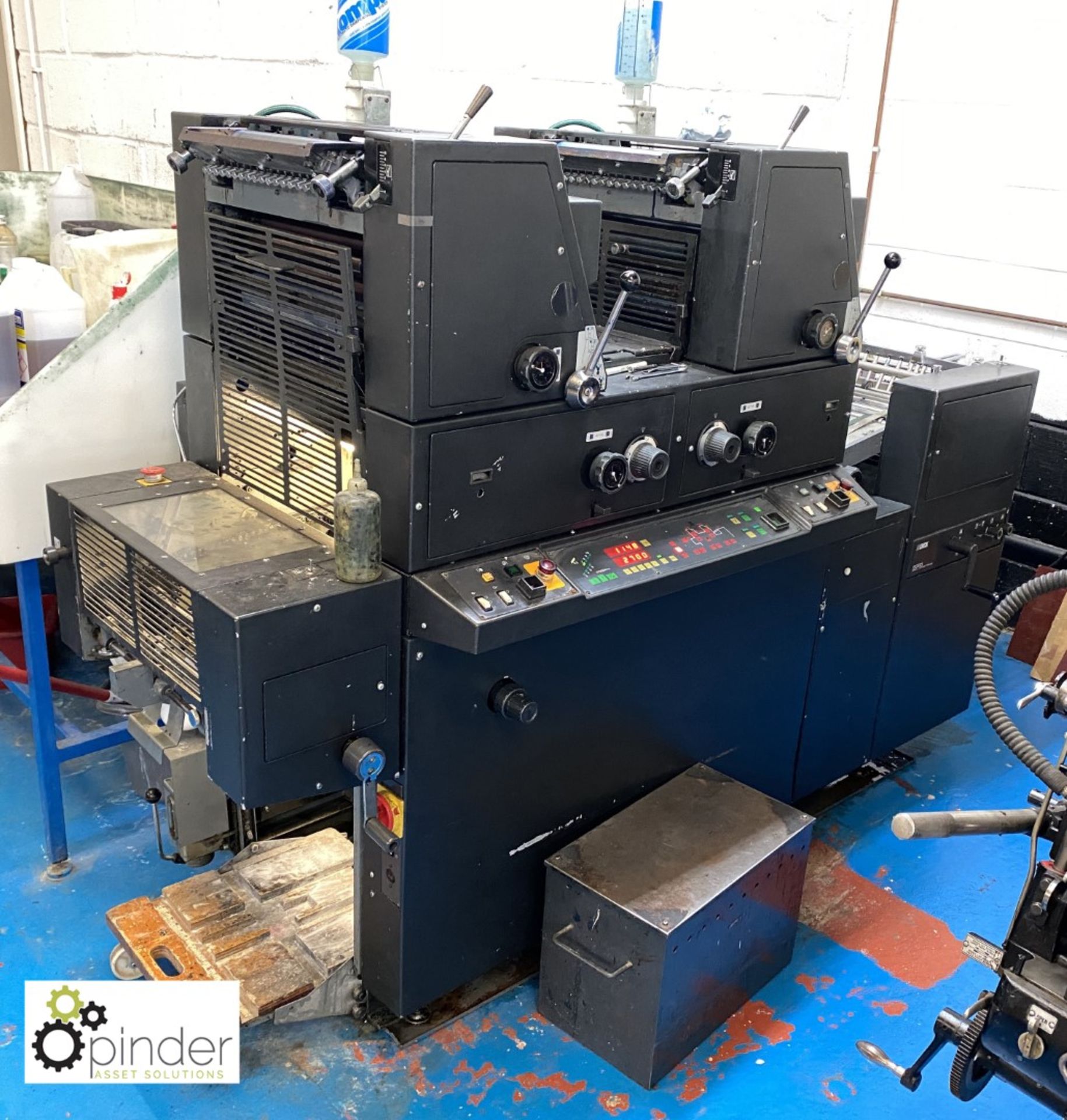 AB Dick 9985 2-colour Offset Press, 240volts, with Kompac Damping (please note this lot is located