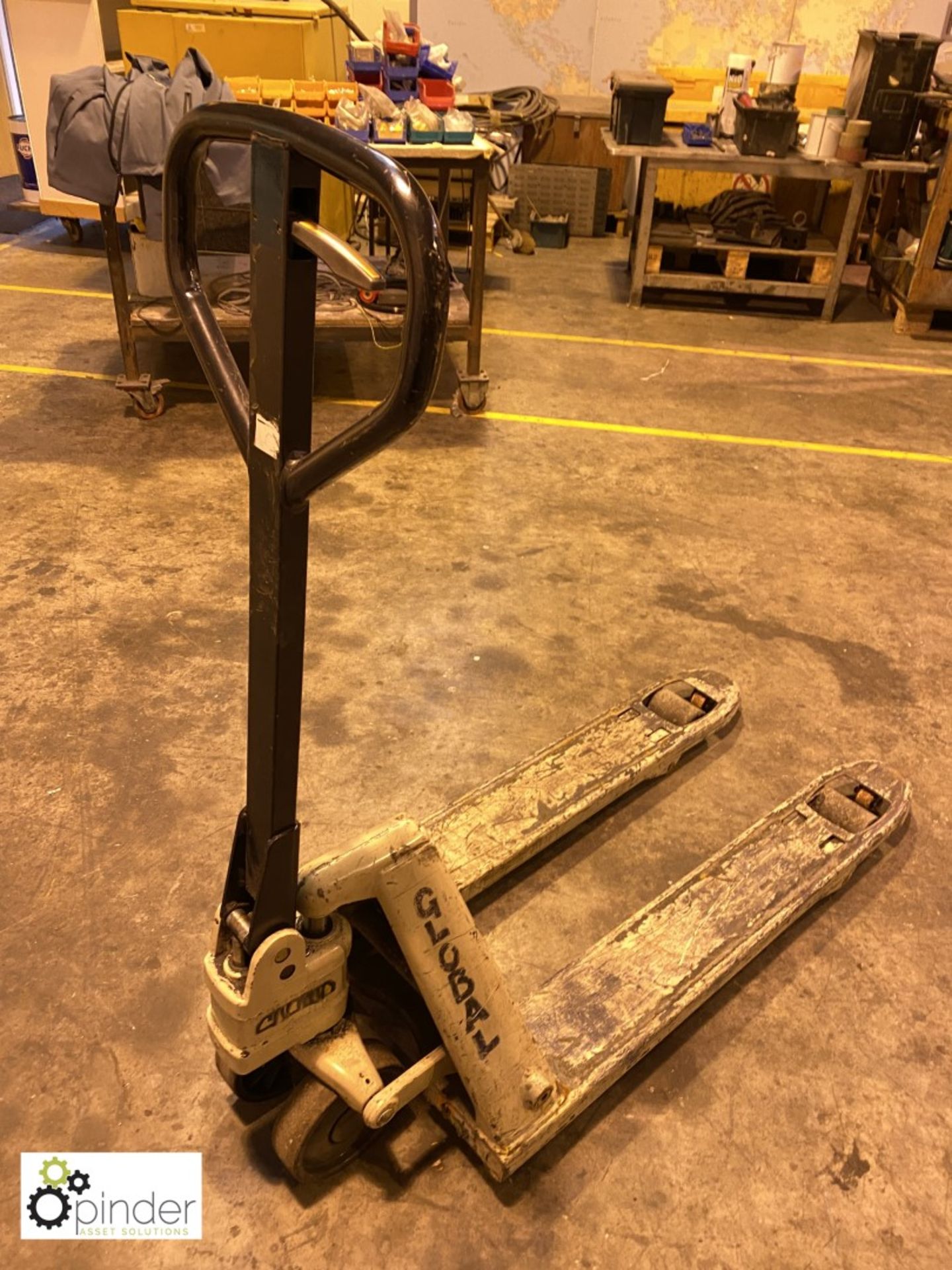 Crown Pallet Truck, 1000mm tines (please note this lot is located in Wakefield and needs to be - Image 2 of 2