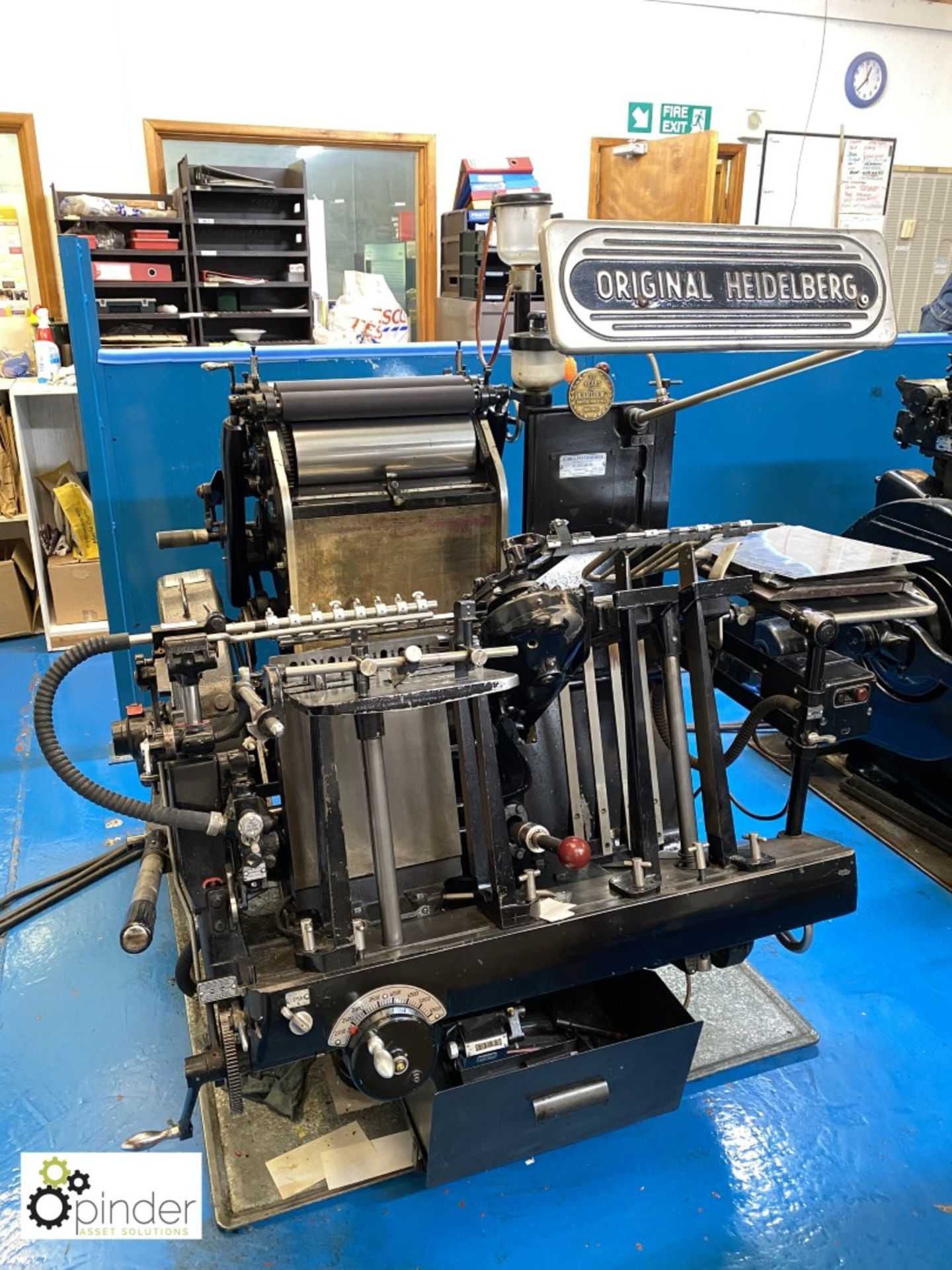 Heidelberg 10x15 Roller Lock Platen Press, 2 chases, 2 cutting plates, serial number T161-683E (