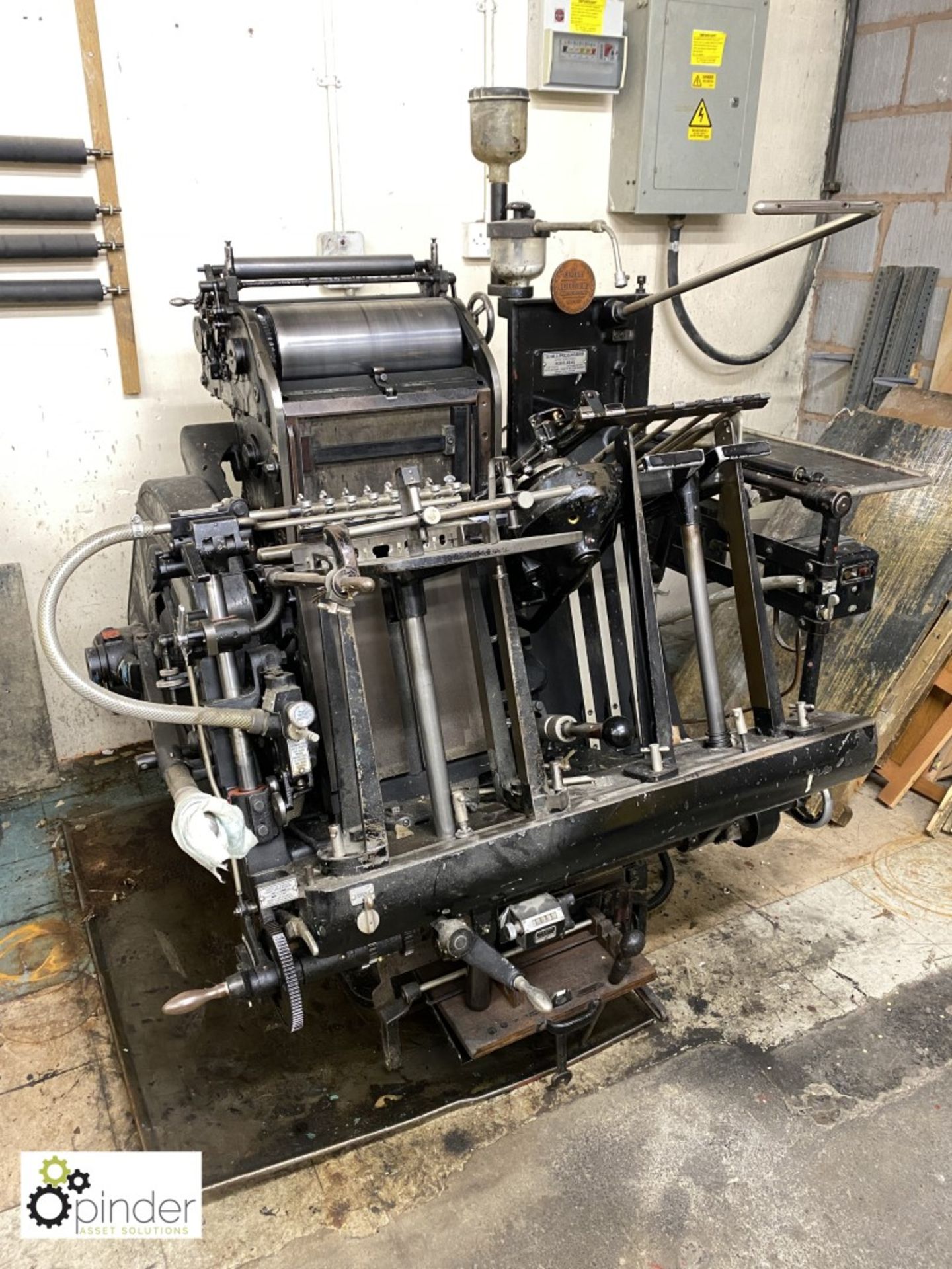 Heidelberg 10x15 Platen Press, serial number 114529E, with 2 chases (please note this lot is located