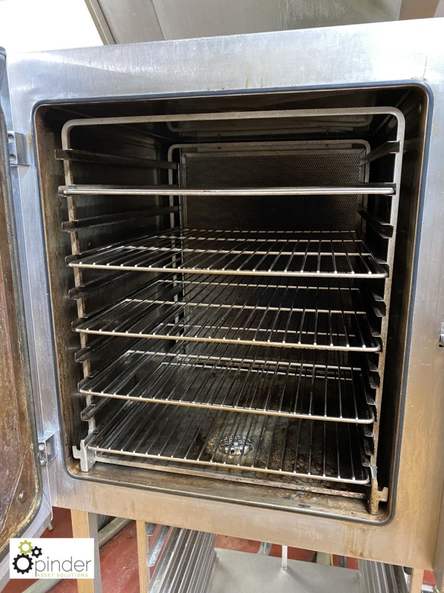 Bonnet 501A21 10-tray Combination Oven with stainless steel stand (located in Main Kitchen, - Image 4 of 5