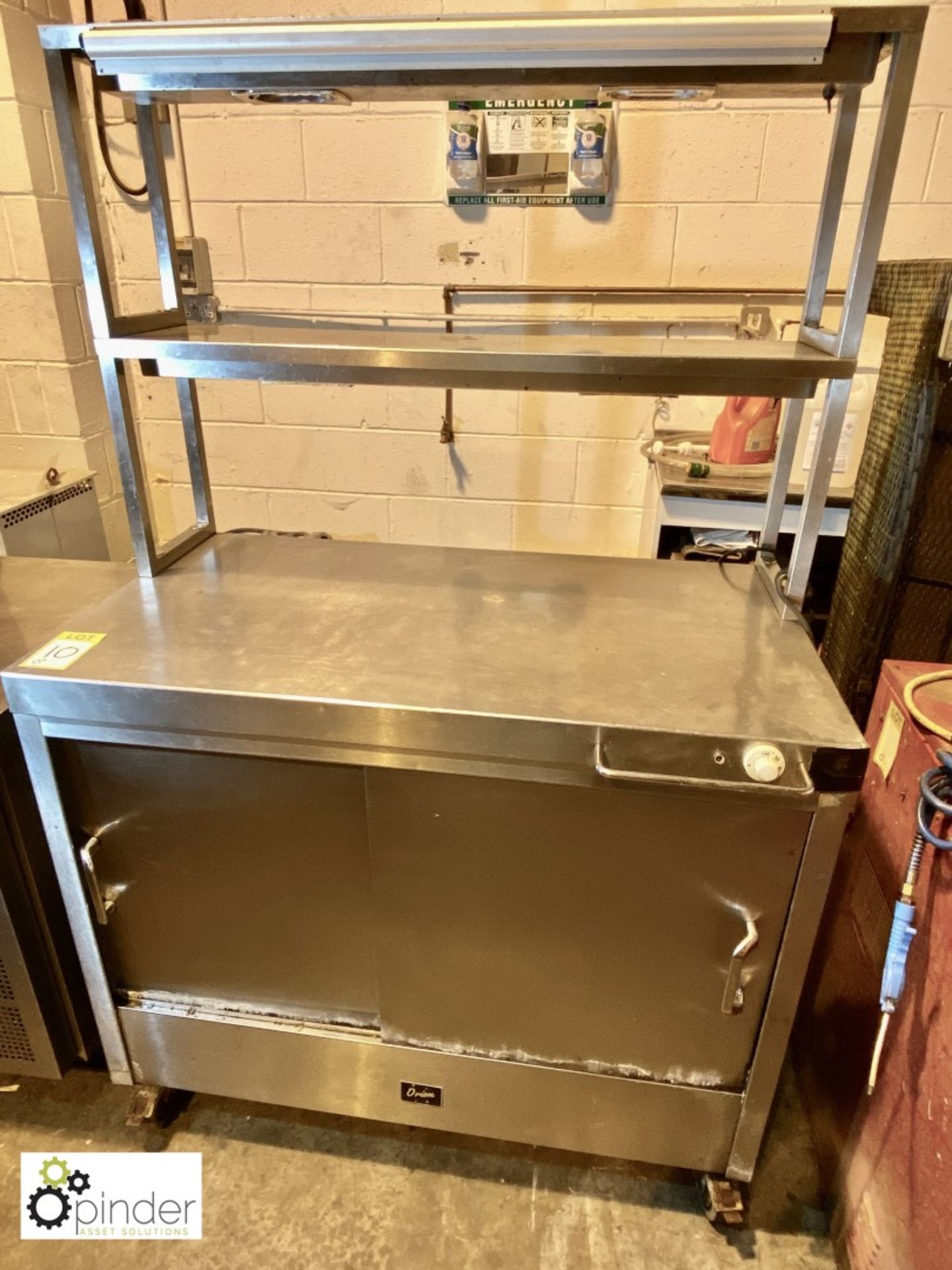 Orion stainless steel Heated Cabinet, 1090mm x 600mm, 240volts, with heated gantry
