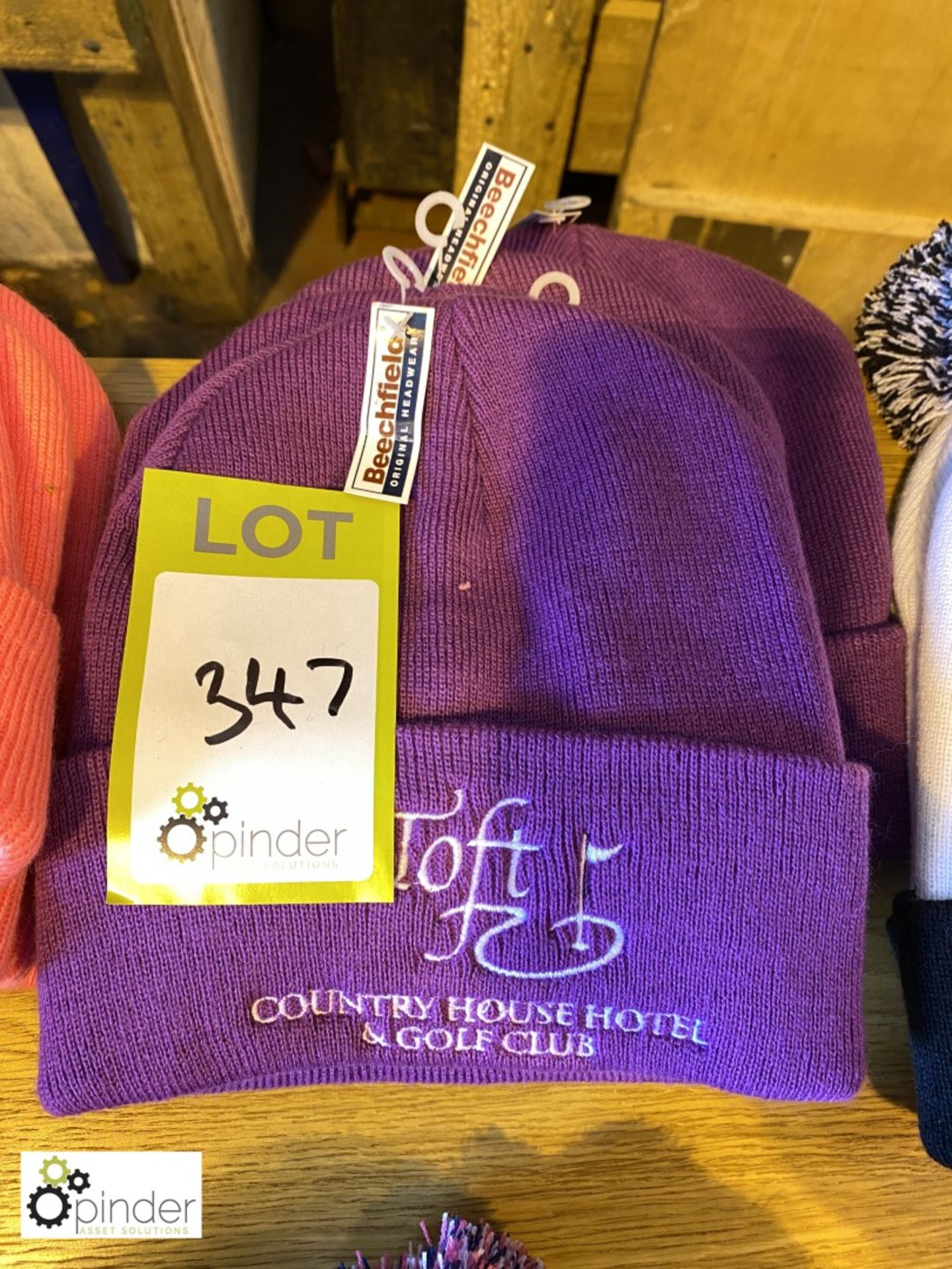 4 Beanies, embroidered “Toft”, purple