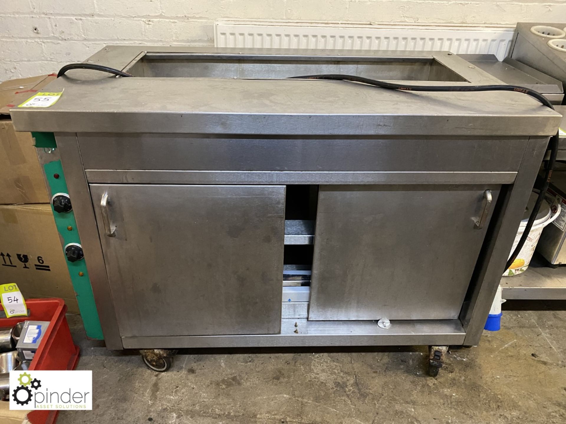 Stainless steel mobile Bain Marie with integrated heated double door Cabinet, 240volts, 32A,