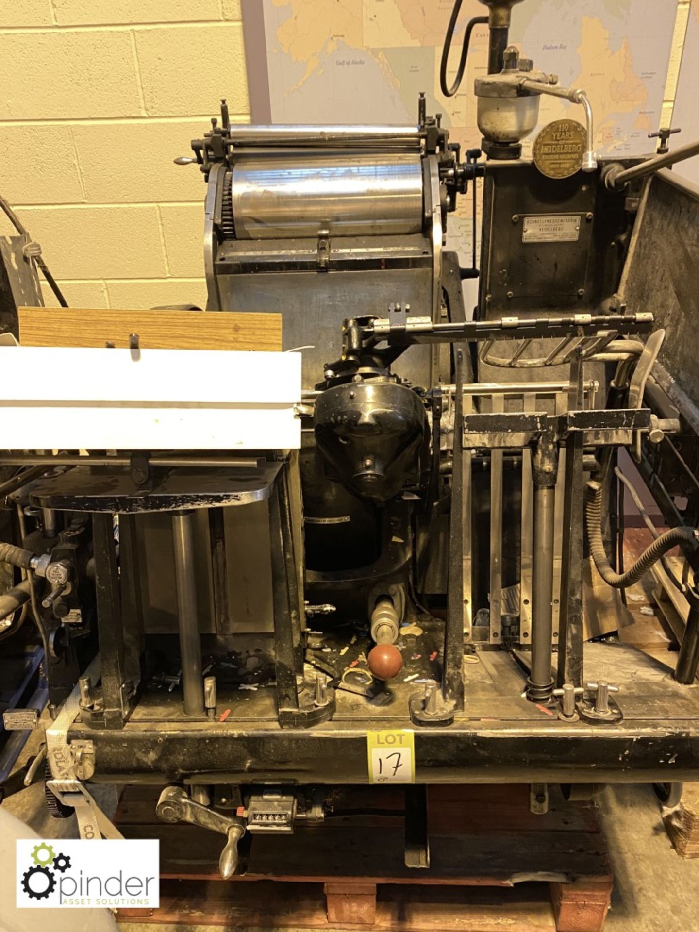 Heidelberg 10in x 15in Platen Press, serial number T148059 E