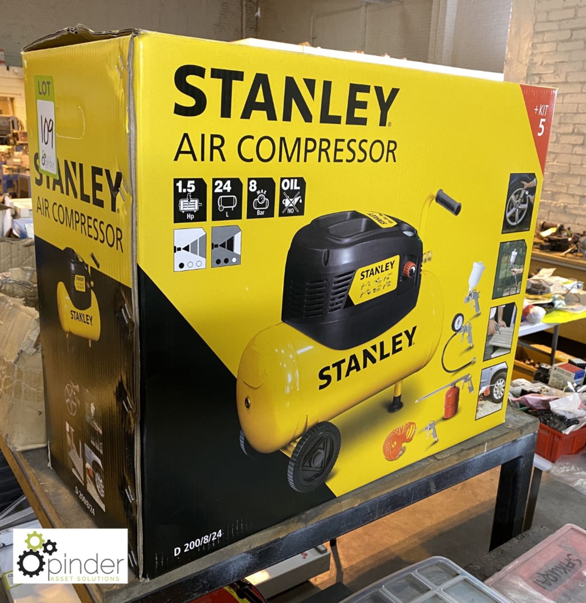 Stanley D200/8/24 portable Air Compressor, 8 bar max, boxed and unused