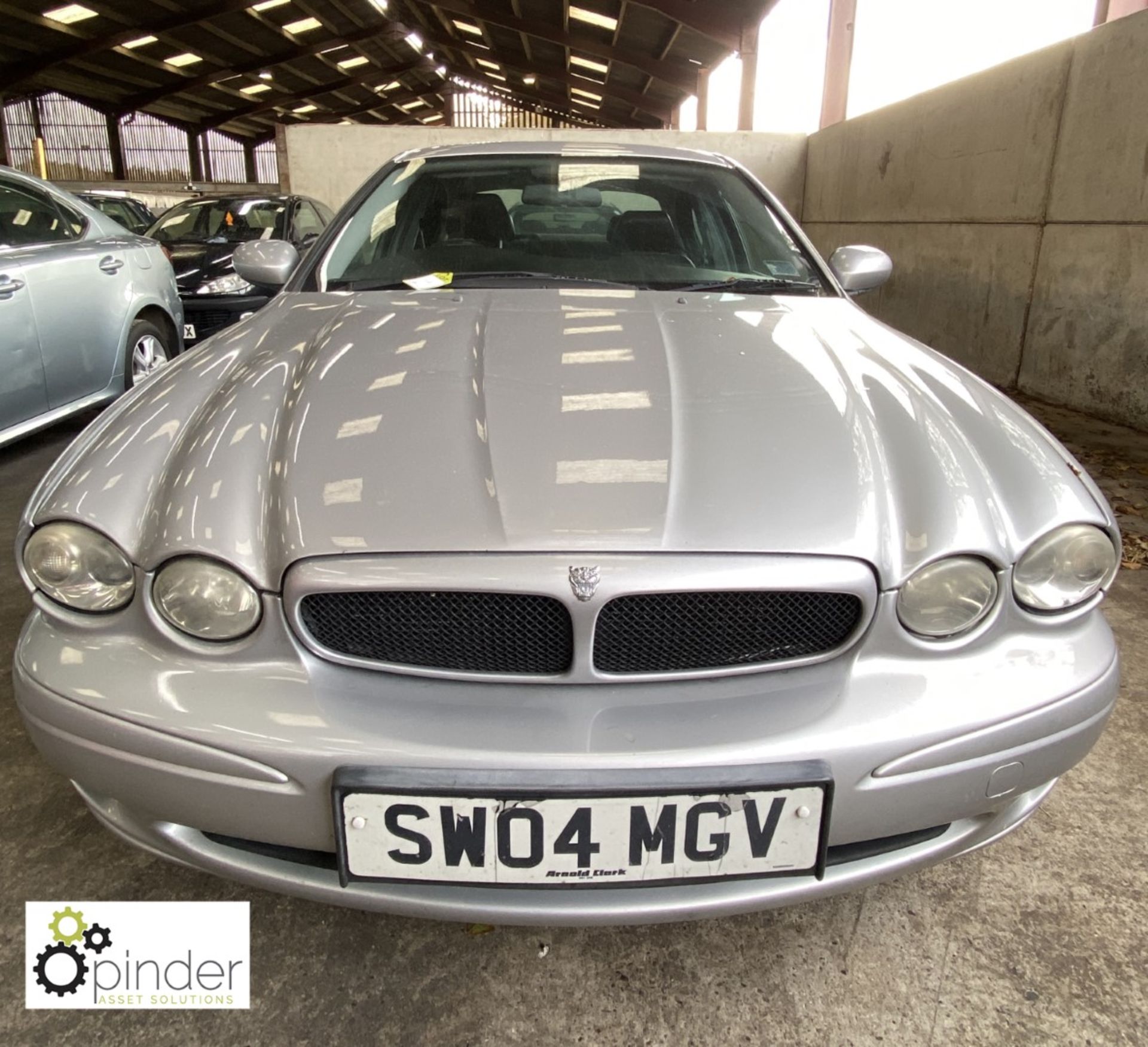 Jaguar X Type 2.0 V6 Sport petrol 4-door Saloon, registration: SW04 MGV, date of registration: 29 - Image 2 of 12