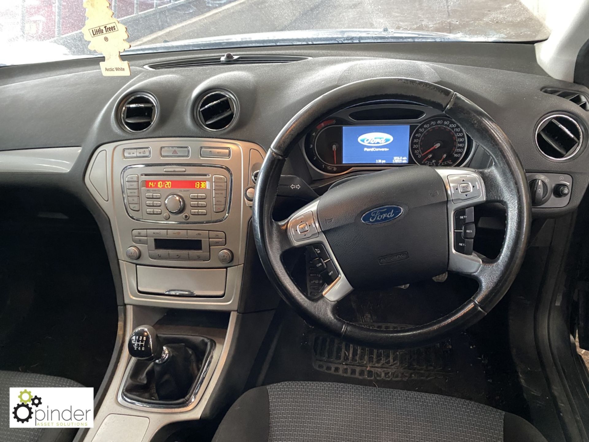 Ford Mondeo Zetec 2.0 TDCI 140 diesel 5-door Hatchback, registration: NL08 SPV, date of - Image 8 of 12