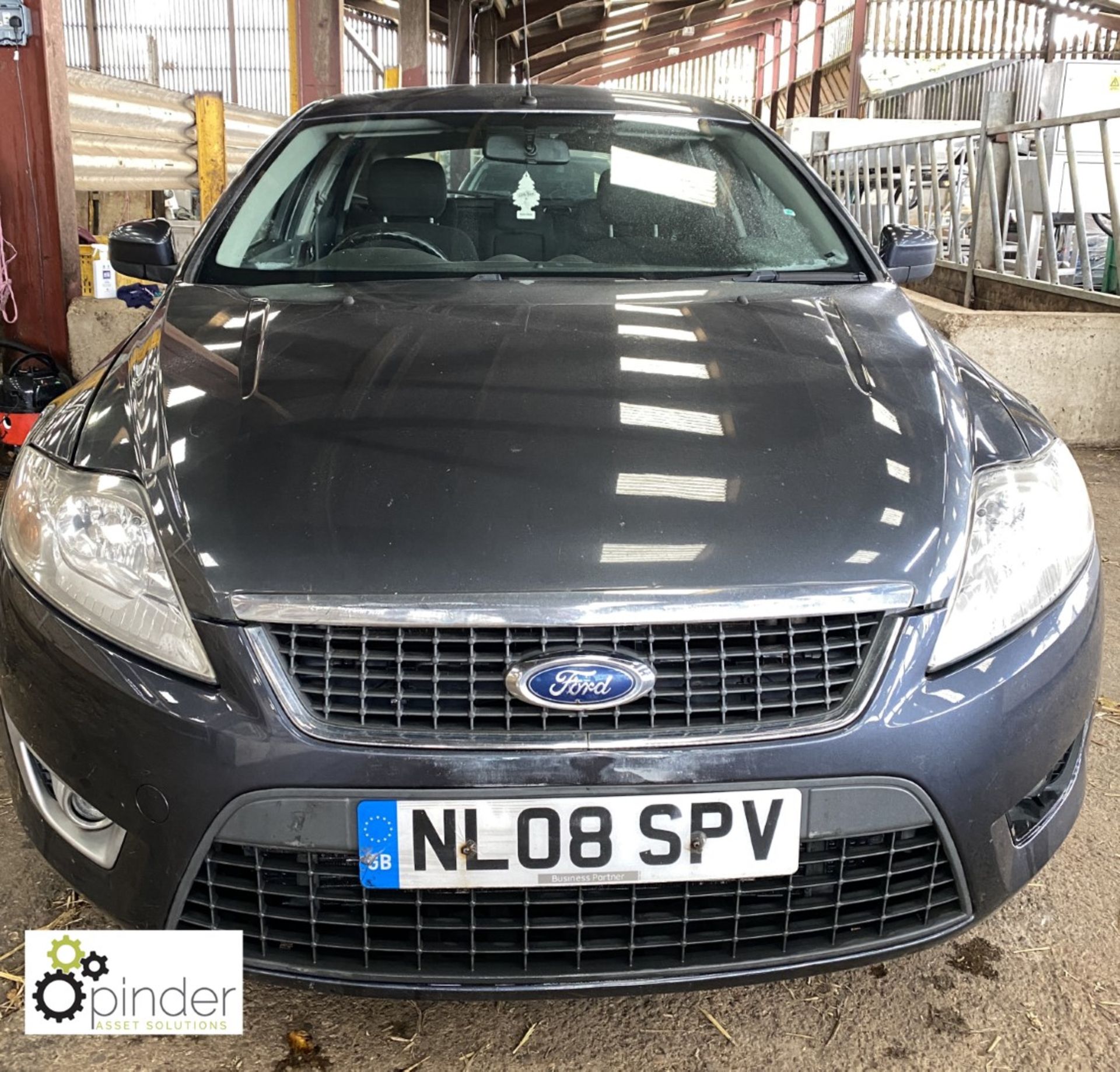 Ford Mondeo Zetec 2.0 TDCI 140 diesel 5-door Hatchback, registration: NL08 SPV, date of - Image 2 of 12