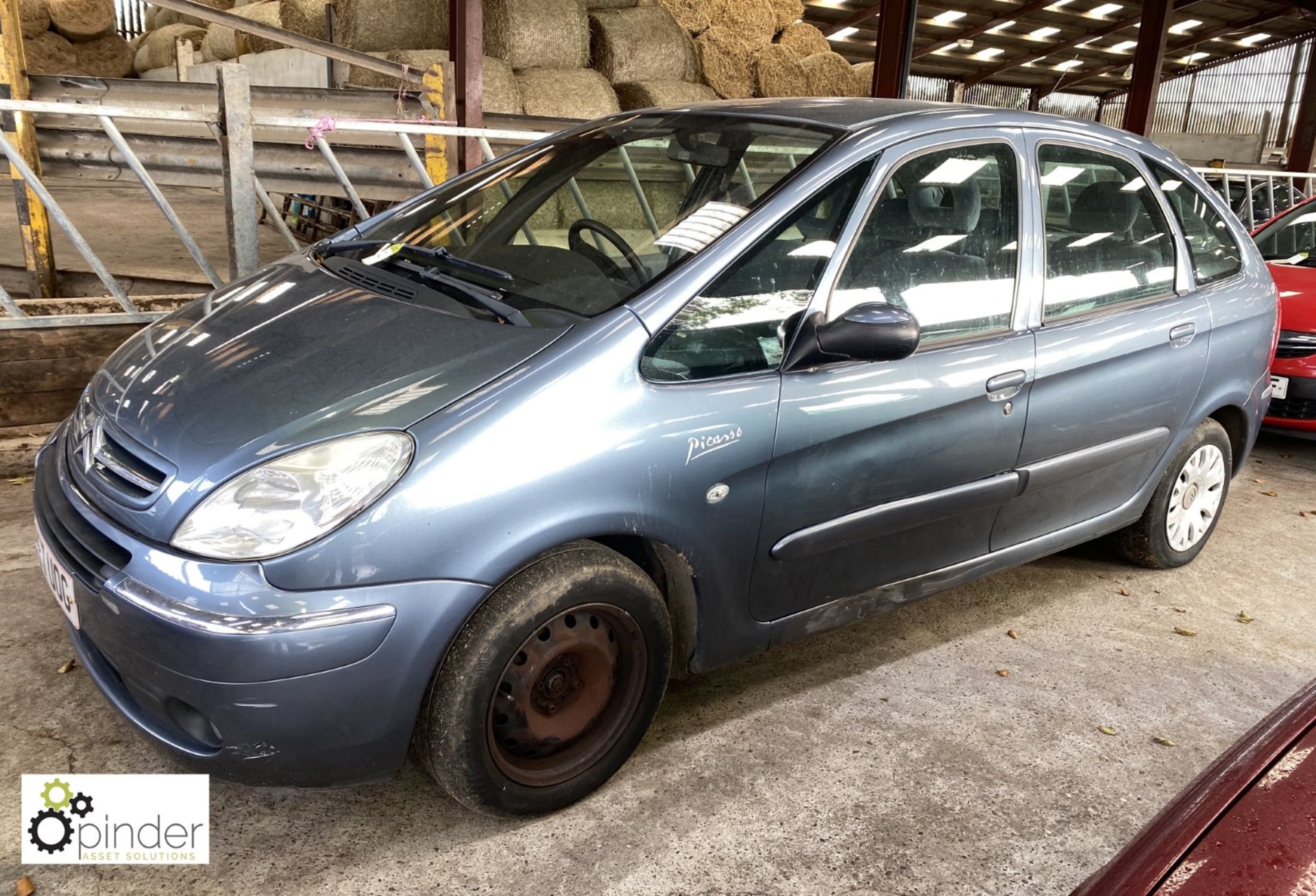 Citroen Xsara Picasso Desire 1.6 petrol MPV, registration: CA57 UOG, date of registration: 25