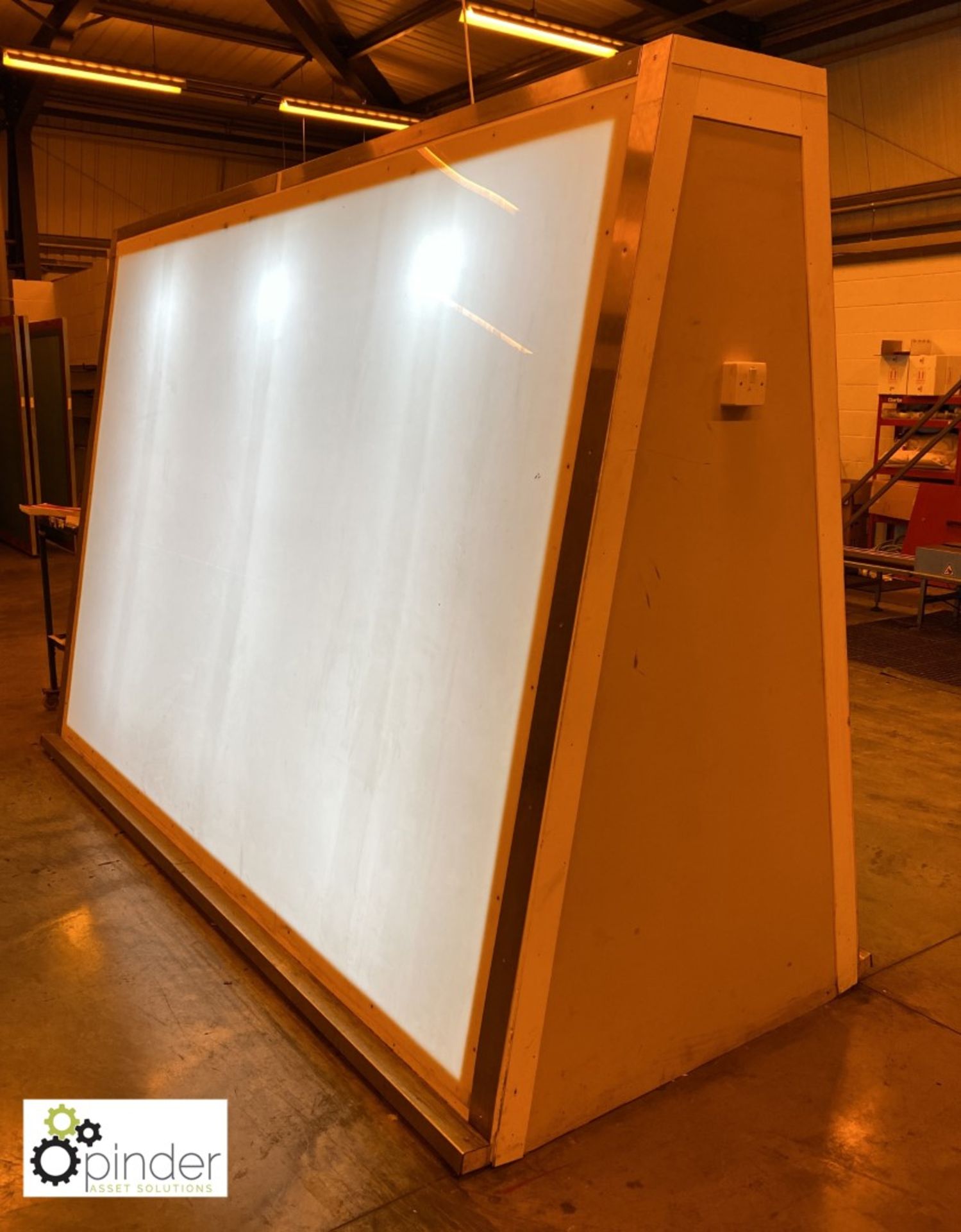 Double sided illuminated Screen Inspection Unit, 240volts - Image 4 of 4