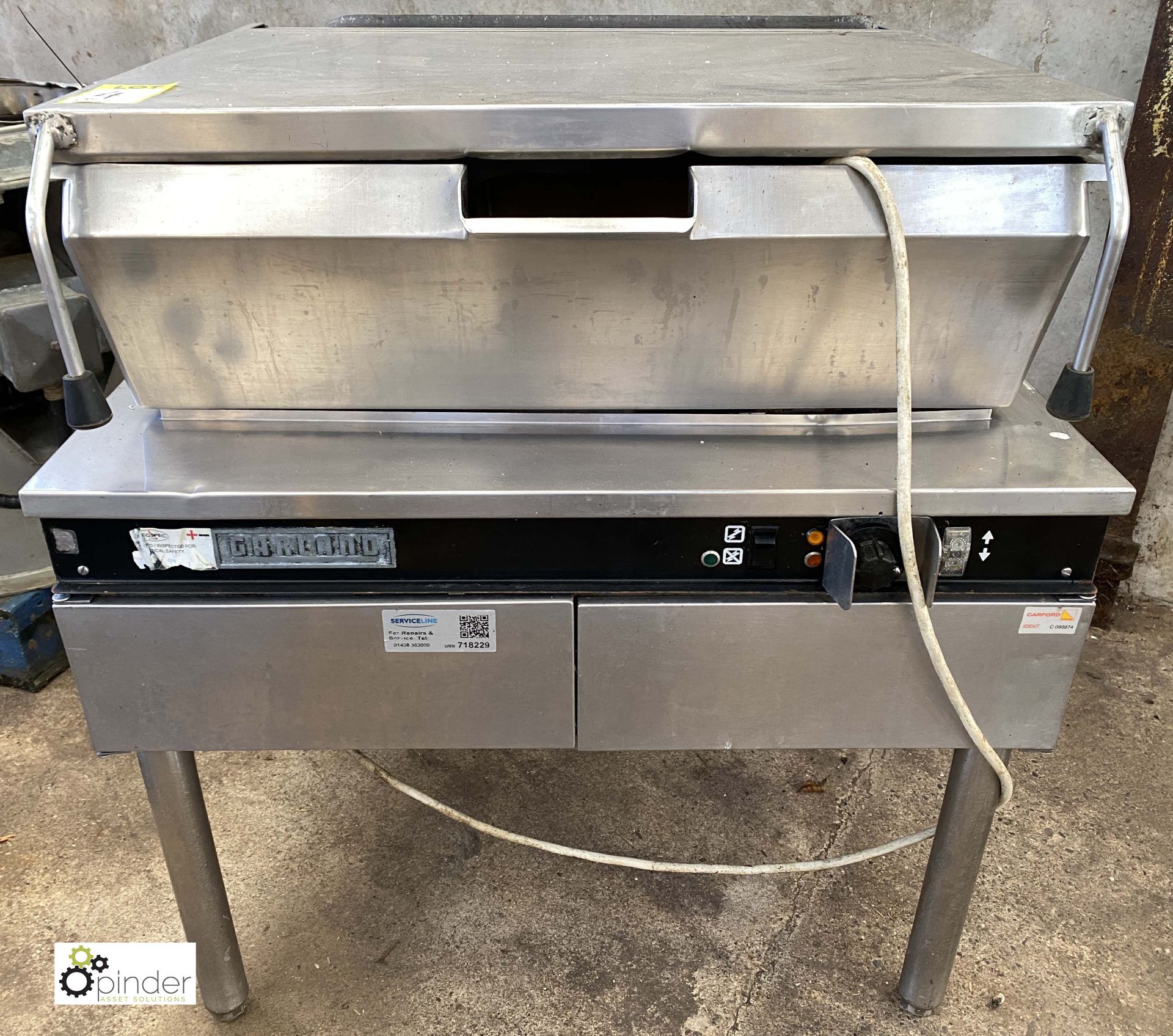 Garland F30 G-L stainless steel gas fired Braising Pan, with power tilt (LOCATION: Croxton) / (