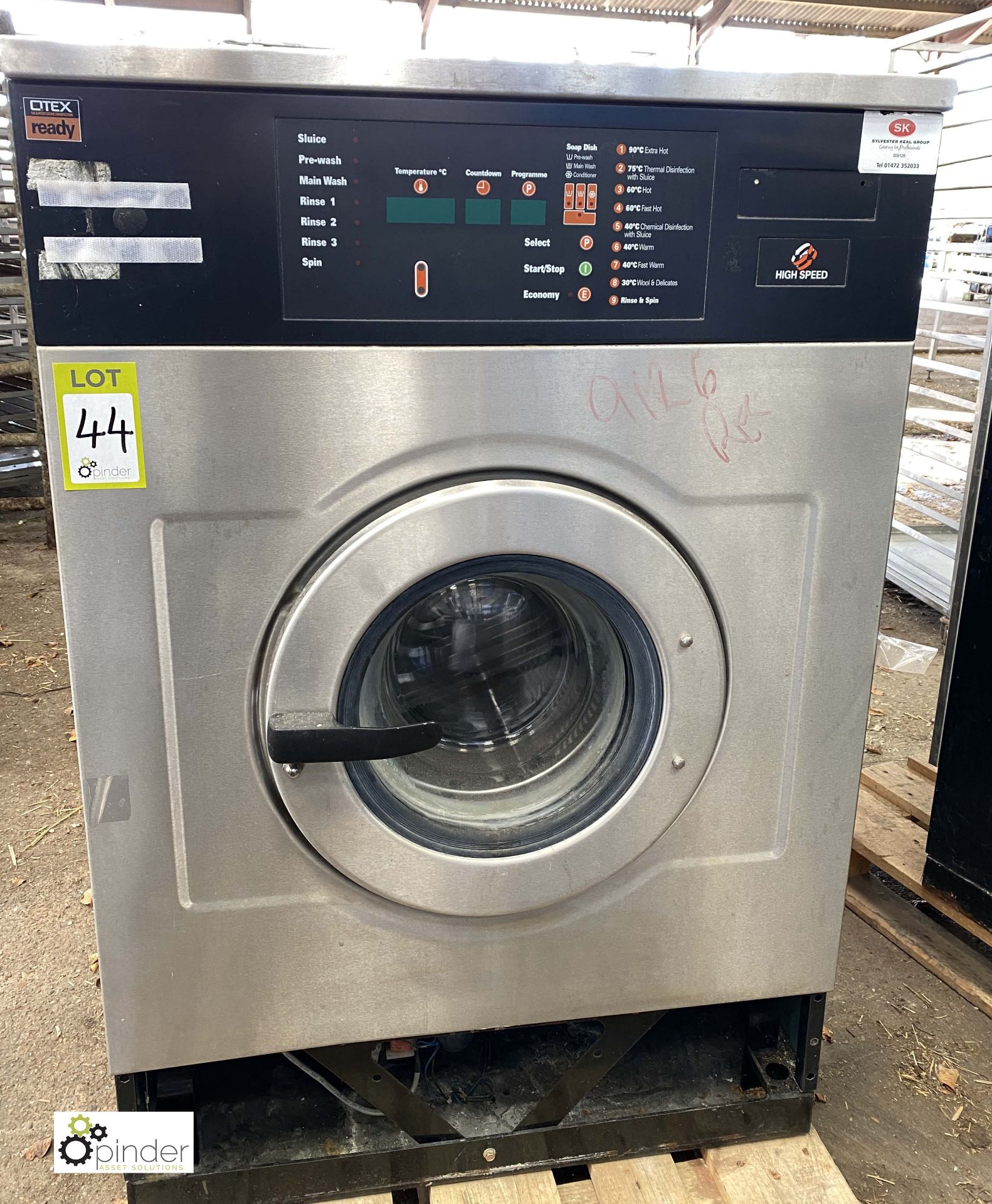 JLA HC135C Commercial Washing Machine, 400volts, 135litre capacity, dry load 13kg (LOCATION: