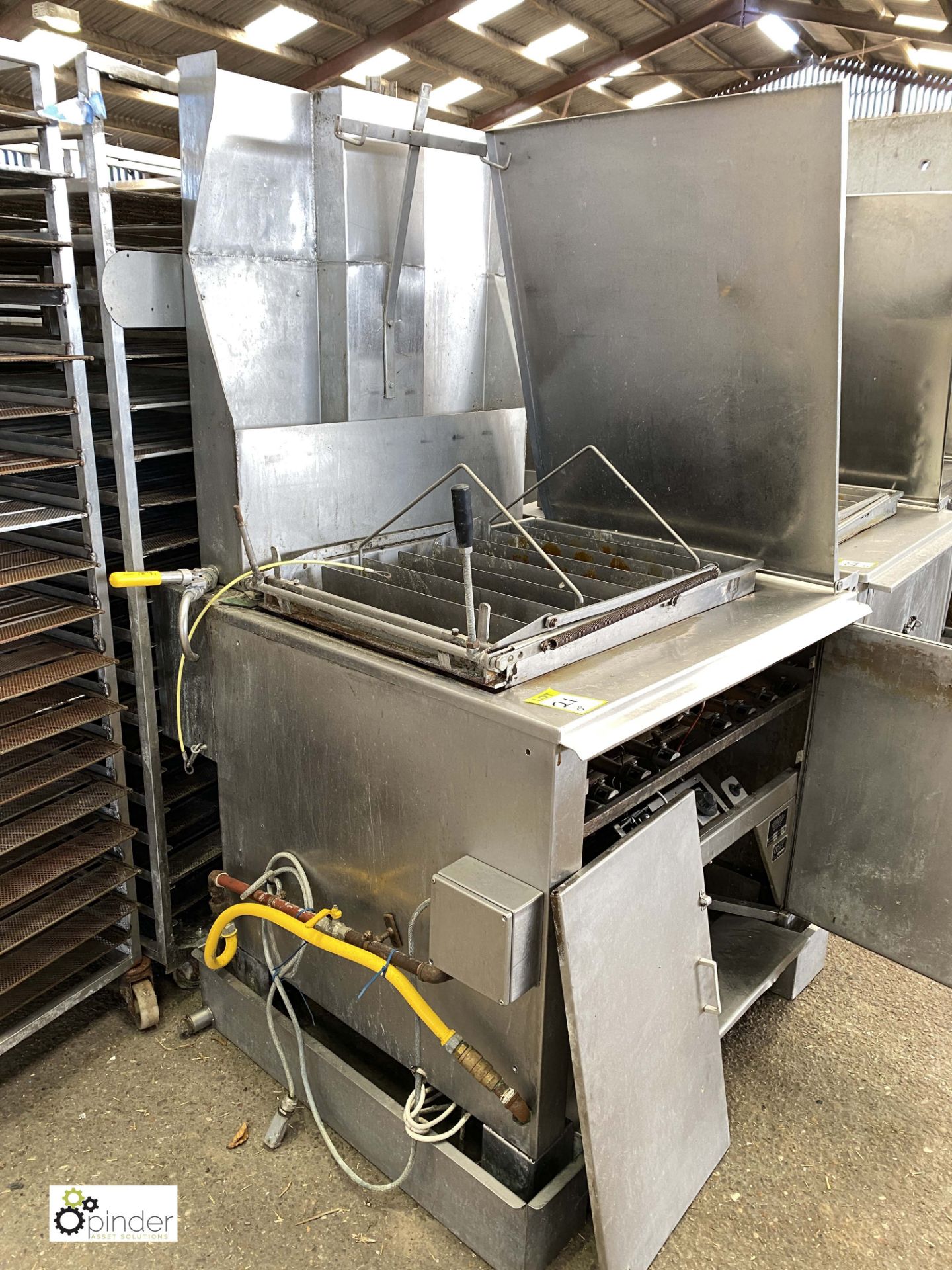DCA Industries BFG stainless steel gas fired 8-lane Doughnut Fryer (LOCATION: Croxton) / (please - Image 4 of 4