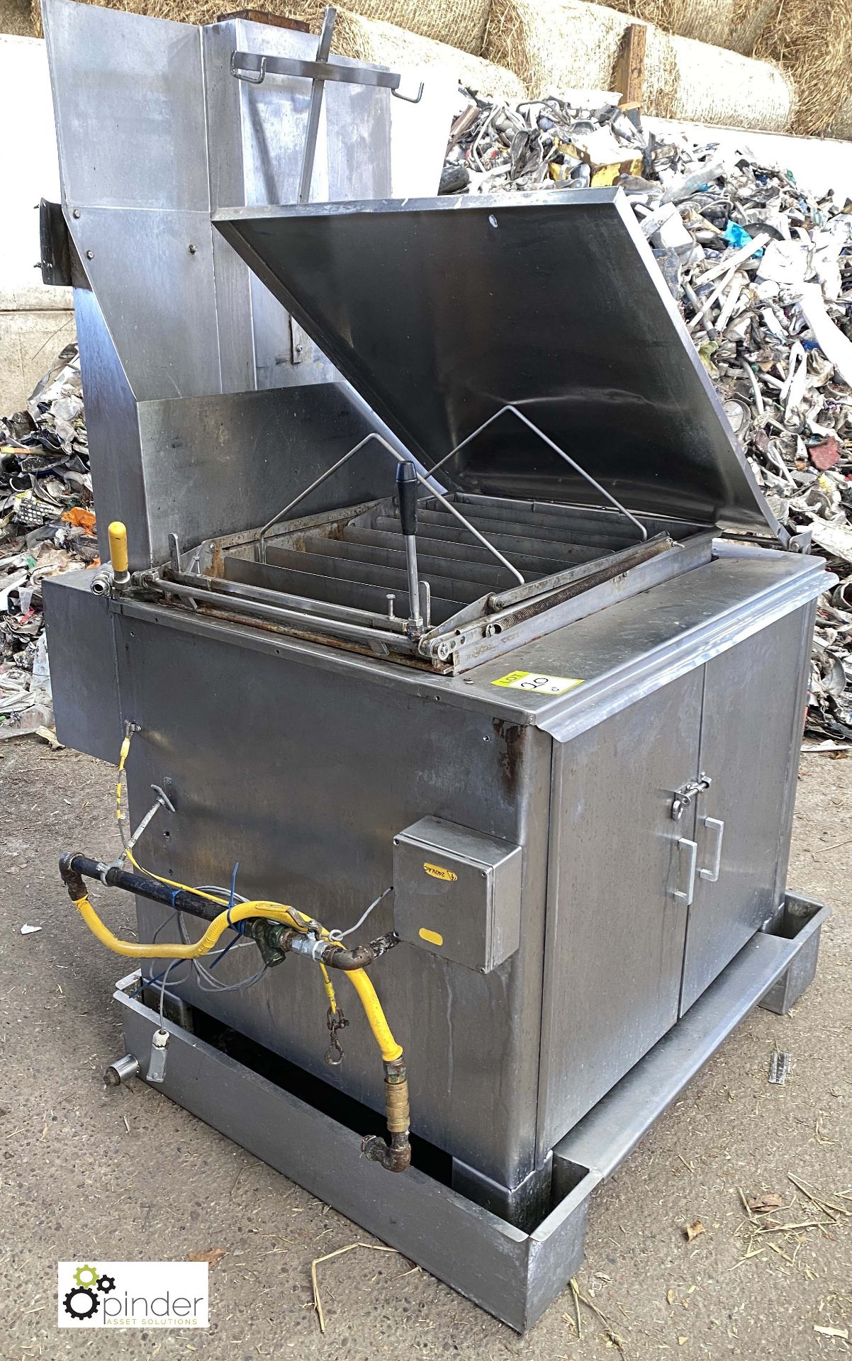 DCA Industries BFG stainless steel gas fired 8-lane Doughnut Fryer (LOCATION: Croxton) / (please - Image 4 of 4