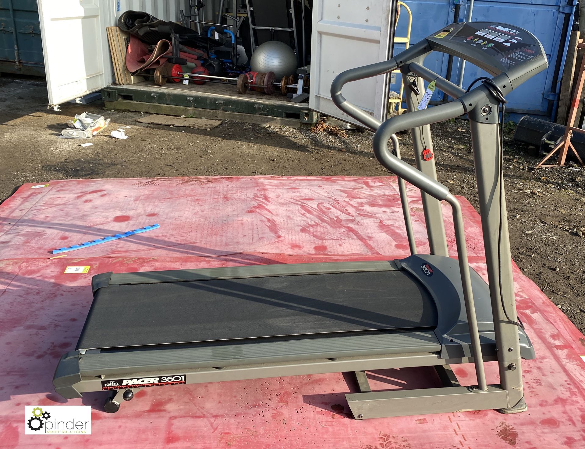 Pacer 3501 foldable Treadmill - Image 2 of 5