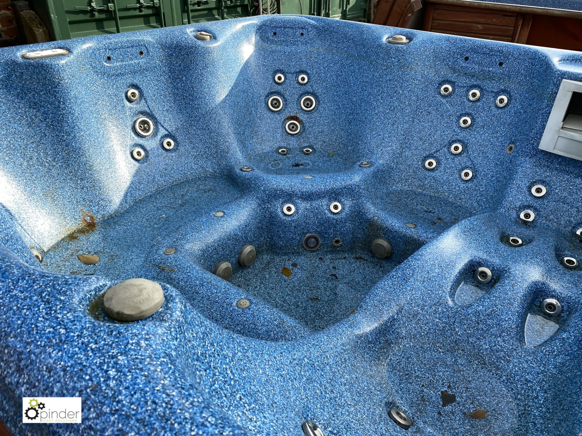 2 Spaform 6-person Hot Tubs/Spas - Image 14 of 15