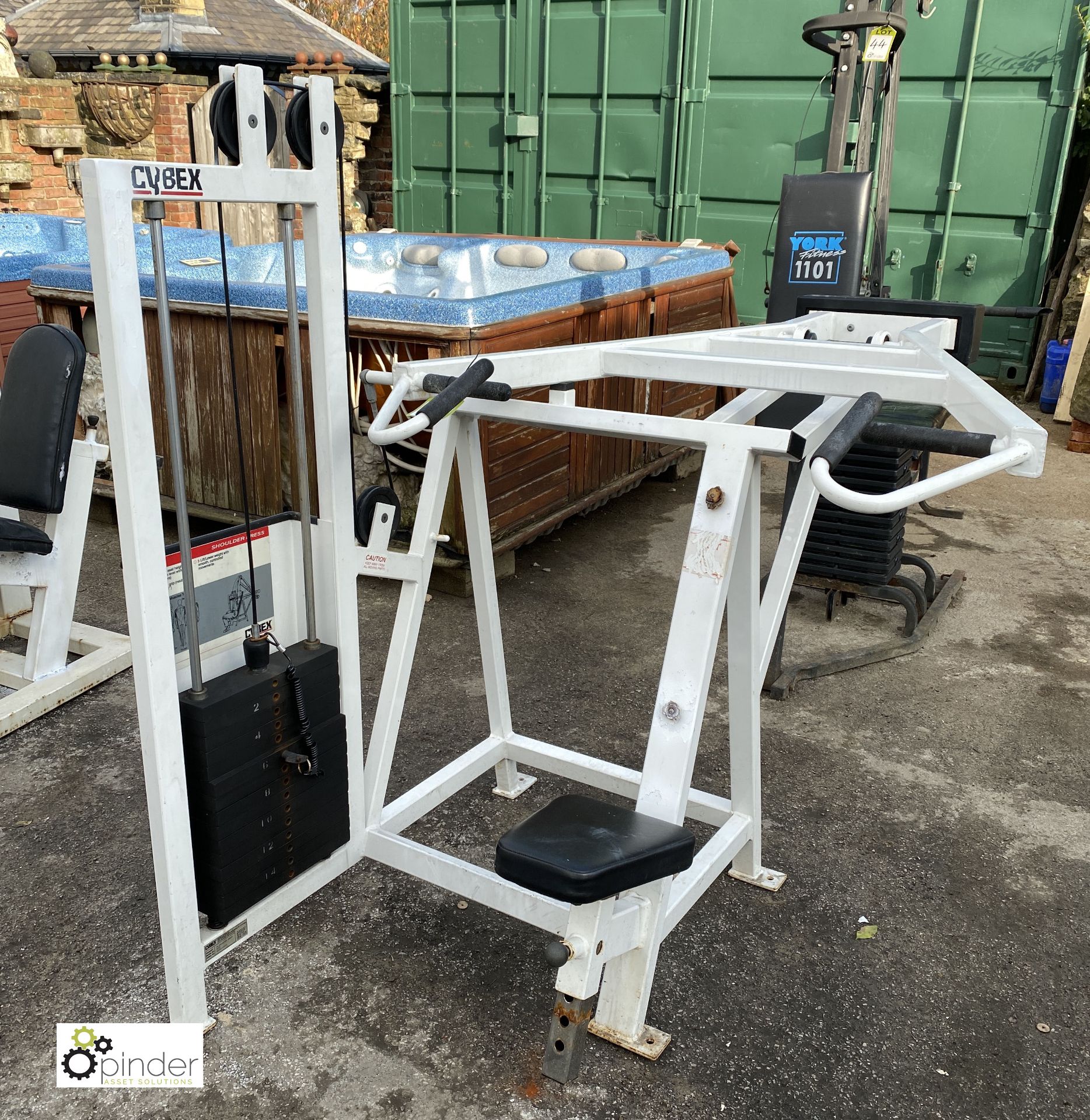 Cybex Shoulder Press