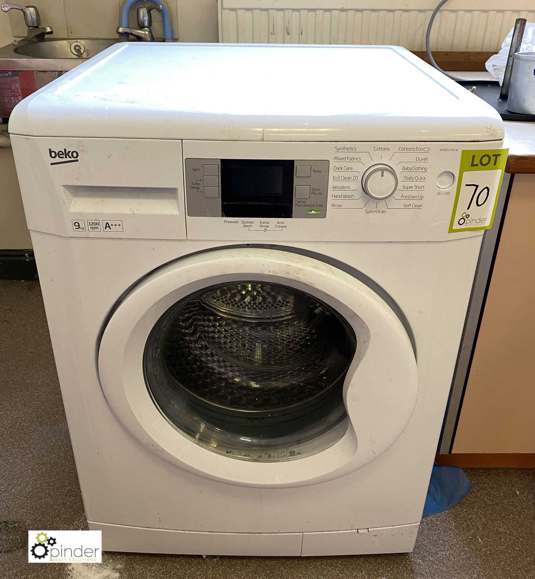 Beko WMB91243LW Washing Machine, 9kg (location: Level 2, B276 Room)