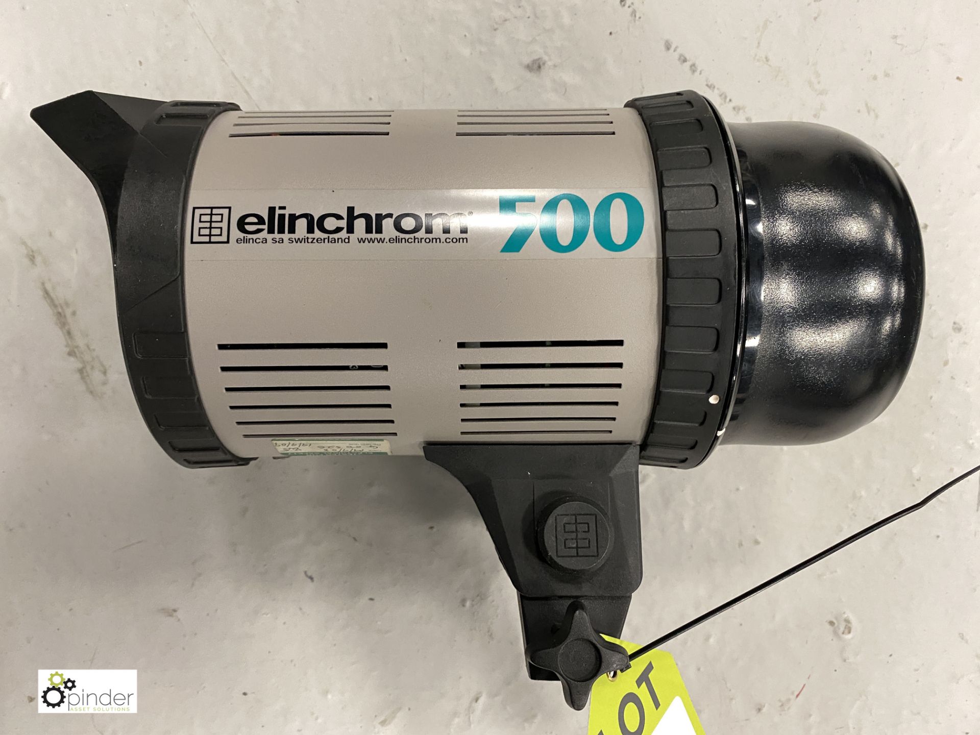 Elinchrom 500 Flash Light (location: Level 1, Photography Room)