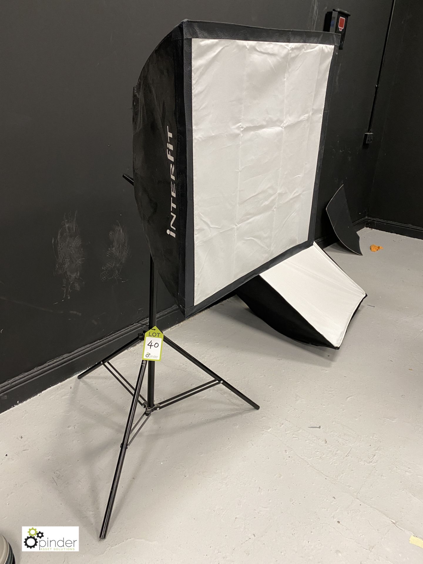 Interfit Super 5 Cool Light, with diffuser and stand (location: Level 1, Photography Room)