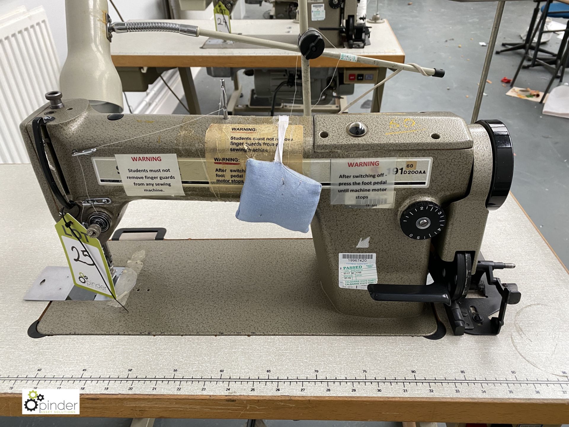 Singer 191D200AA Lockstitch Sewing Machine, 240volts (location: Level 1, Joinery Workrooms) - Image 2 of 3