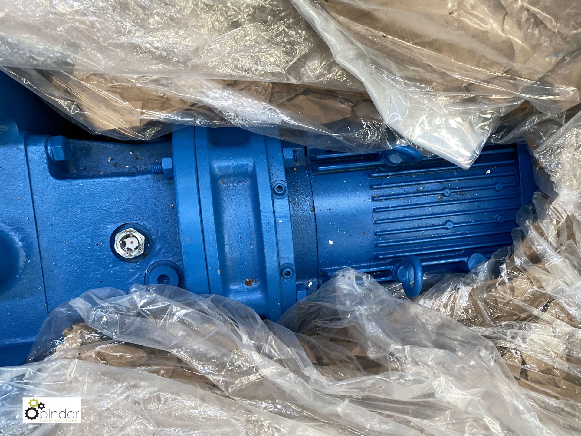 Centa Transmissions LUYM6-4D160-207 Motorised Gearbox, unused (please note this lot has a lift out - Image 3 of 4