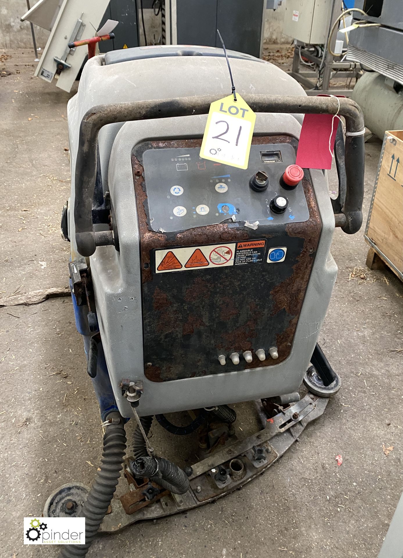 Stride 2 Pedestrian Floor Scrubber (spares or repairs) (please note this lot has a lift out fee - Image 3 of 4