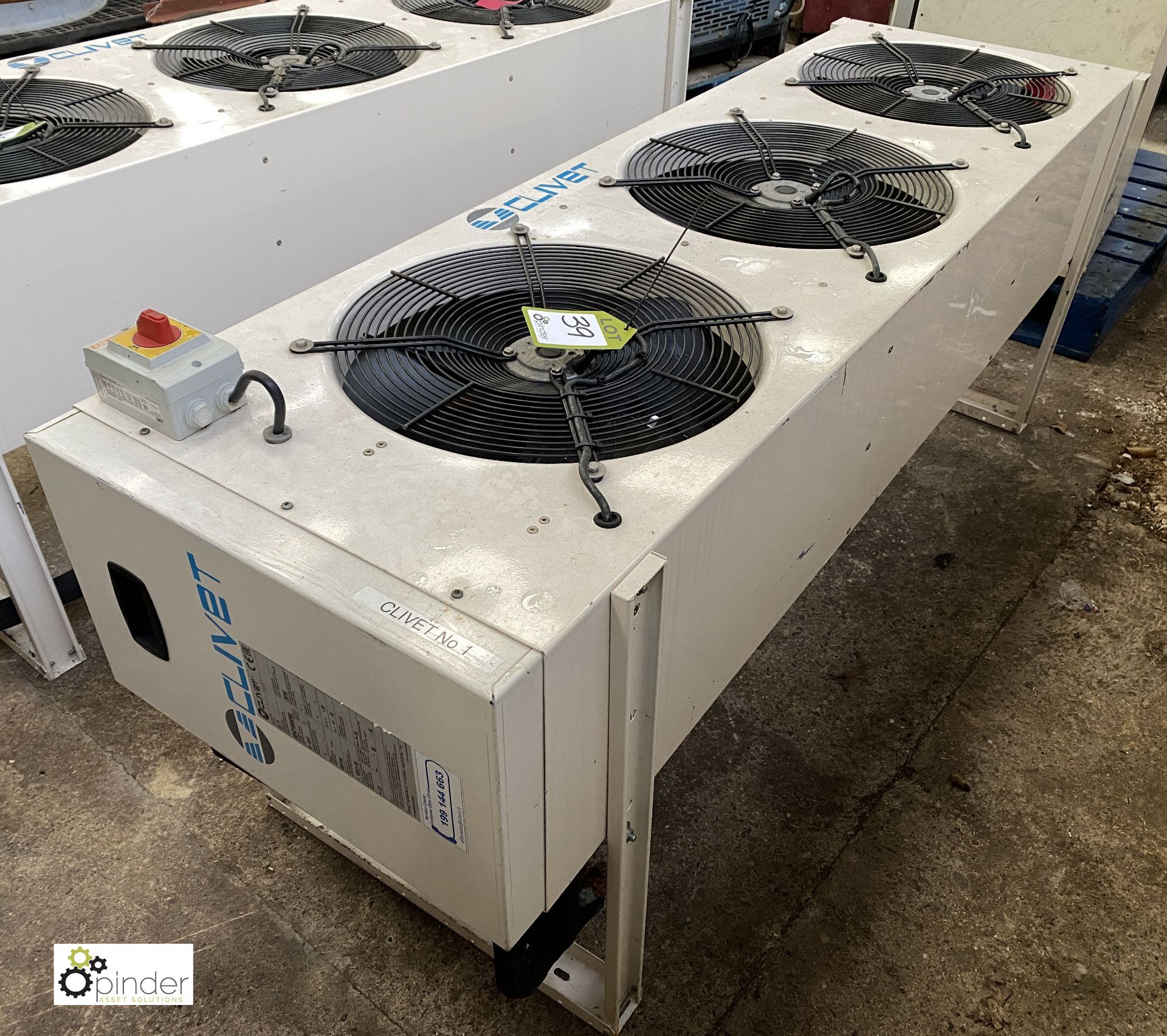 Clivet CE71 3-fan Refrigeration Chiller (please note this lot has a lift out fee of £10 plus vat)