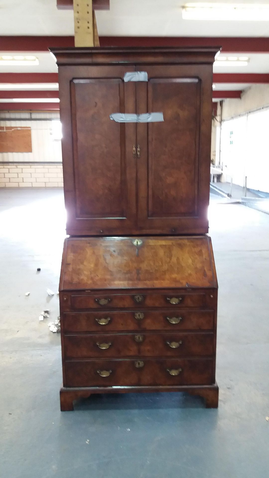 Arthur Brett George I Style Walnut Bureau - Image 2 of 2