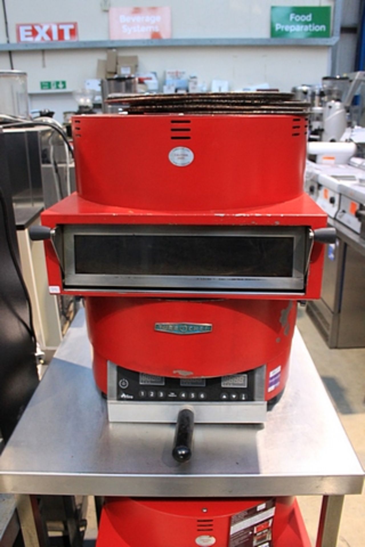 Turbochef 941-061-00 Pizza Oven Single Phase Ideal for front of house use, the Turbochef Fire