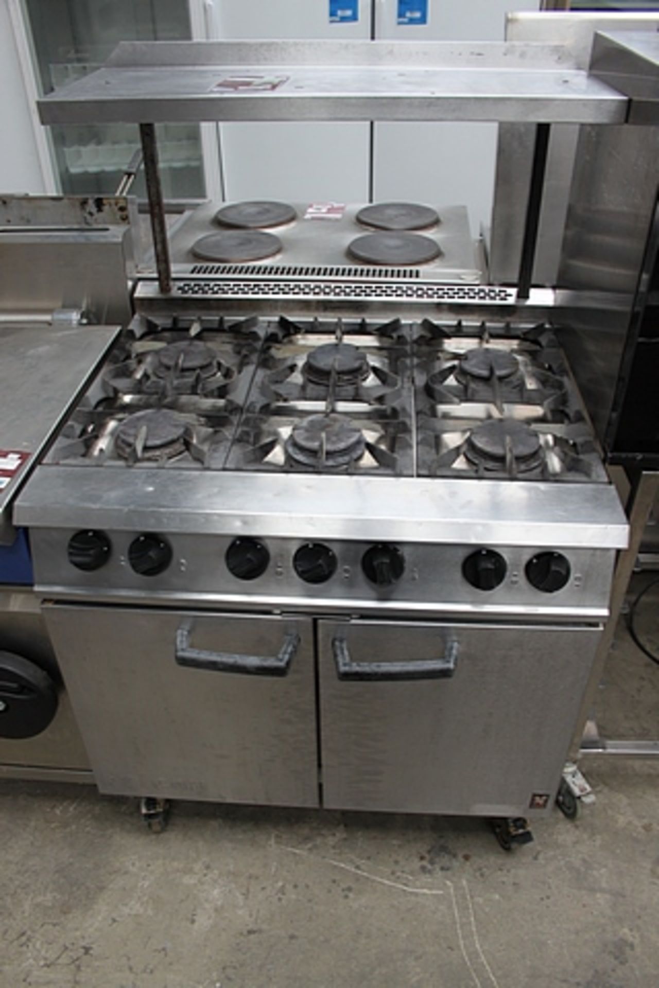 Falcon Dominator Plus Gas 6 Burner With Oven Made in the UK, the propane gas Falcon Dominator Plus