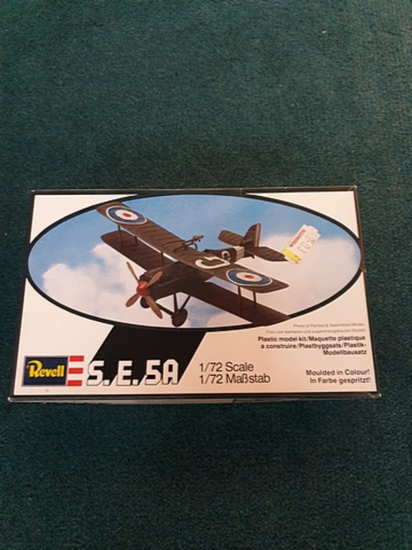 Revell scale 1/72 model 4108 S.E.5A model airplane kit released 1981 complete in box