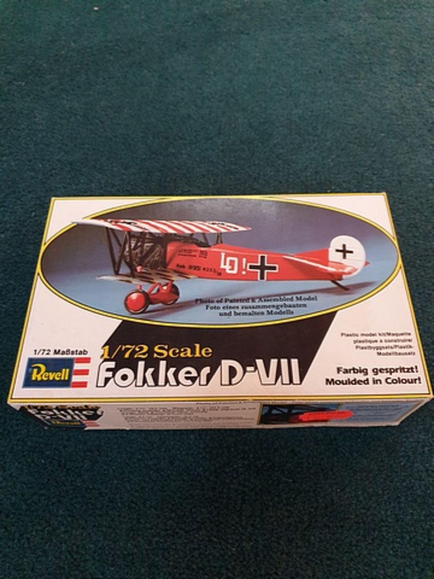 Revell scale 1/72 model H-43 Fokker D-VII model airplane kit released 1980 complete in box