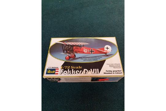 Revell scale 1/72 model H-43 Fokker D-VII model airplane kit released 1980 complete in box