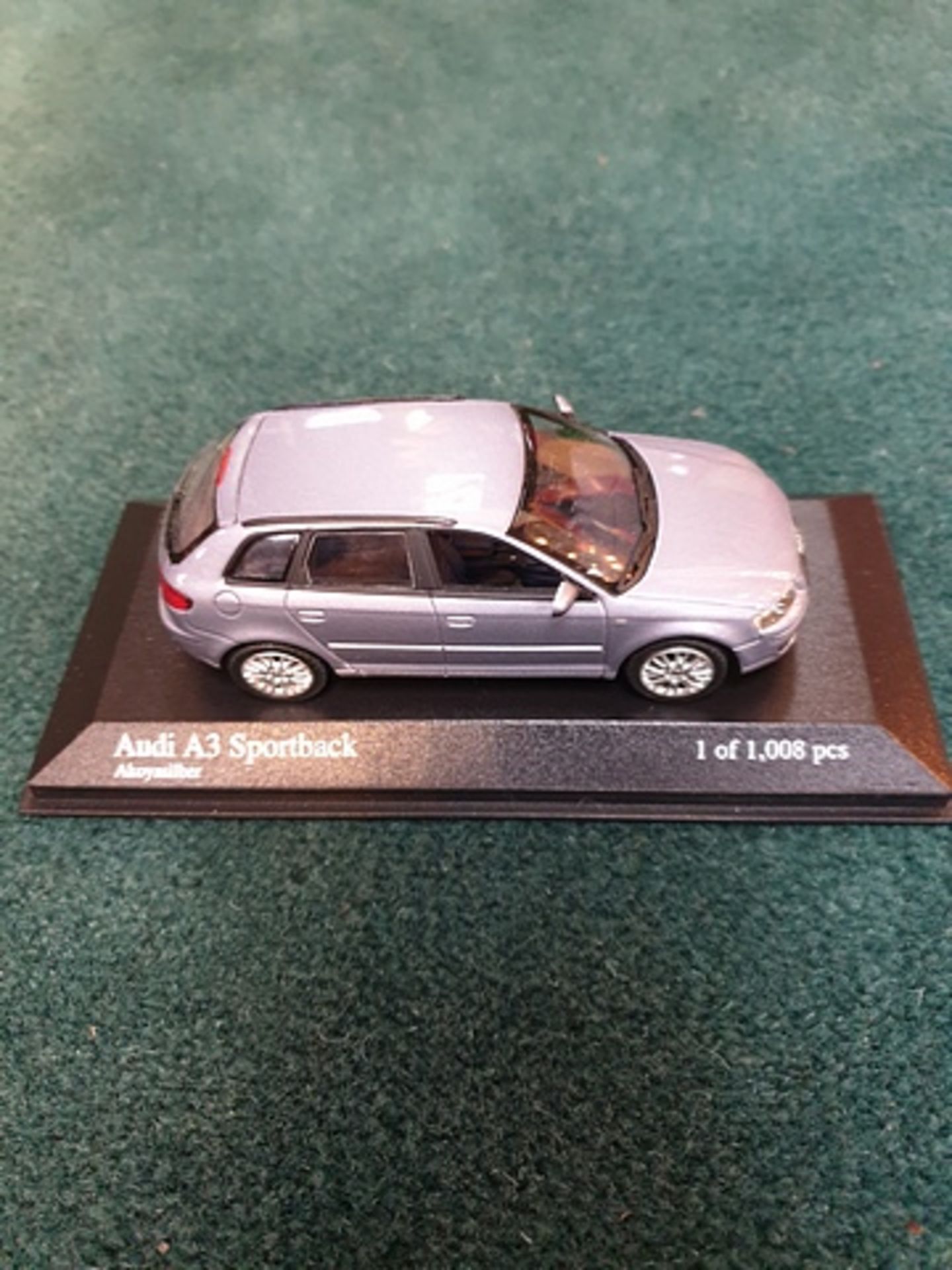 Minichamps Scale 1/43 Model 400 014301 Audi A3 Sportback - 2004 - Silver Limited Edition 1008 Pcs